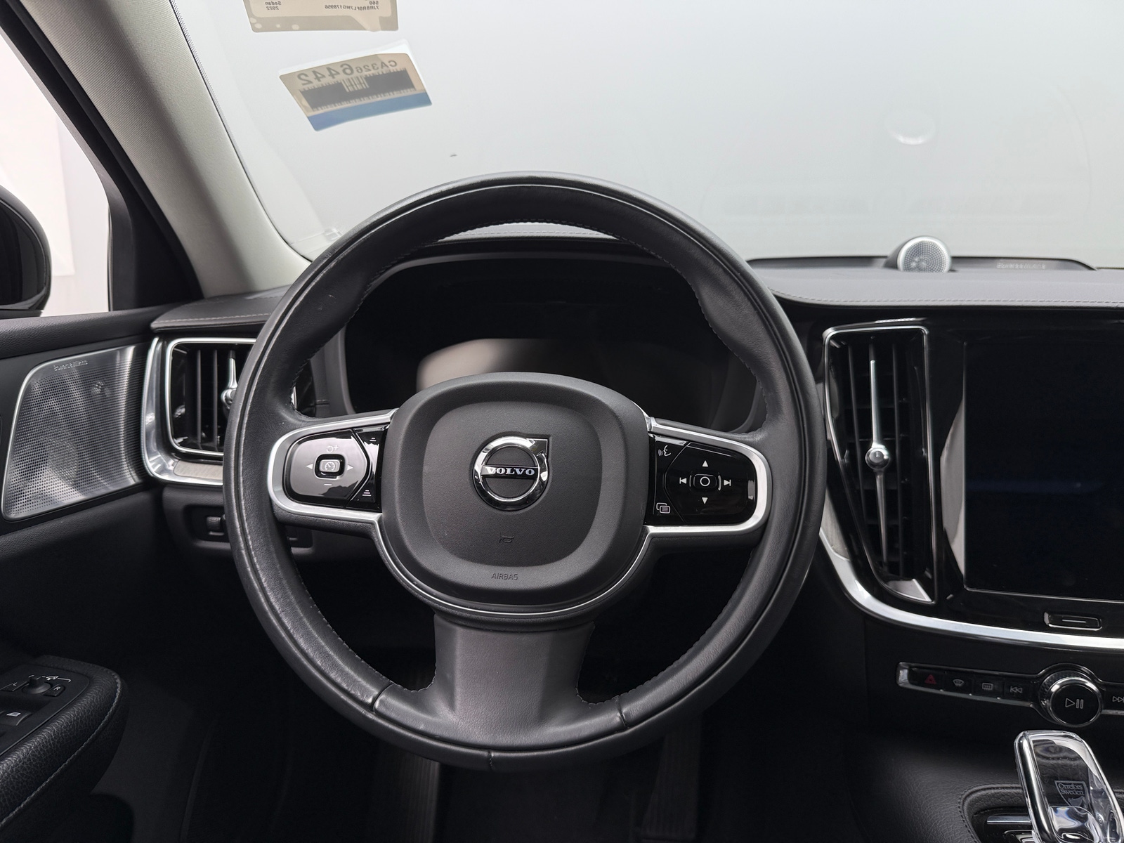 Thumbnail: 2022 Volvo S60 - 4