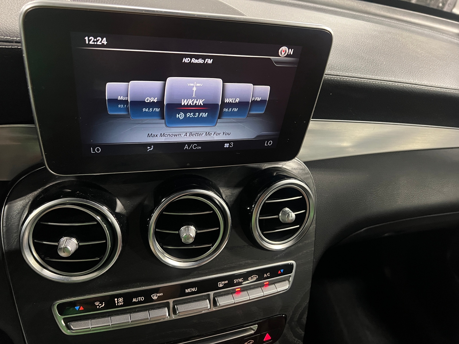 Thumbnail: 2018 Mercedes-Benz GLC - 3