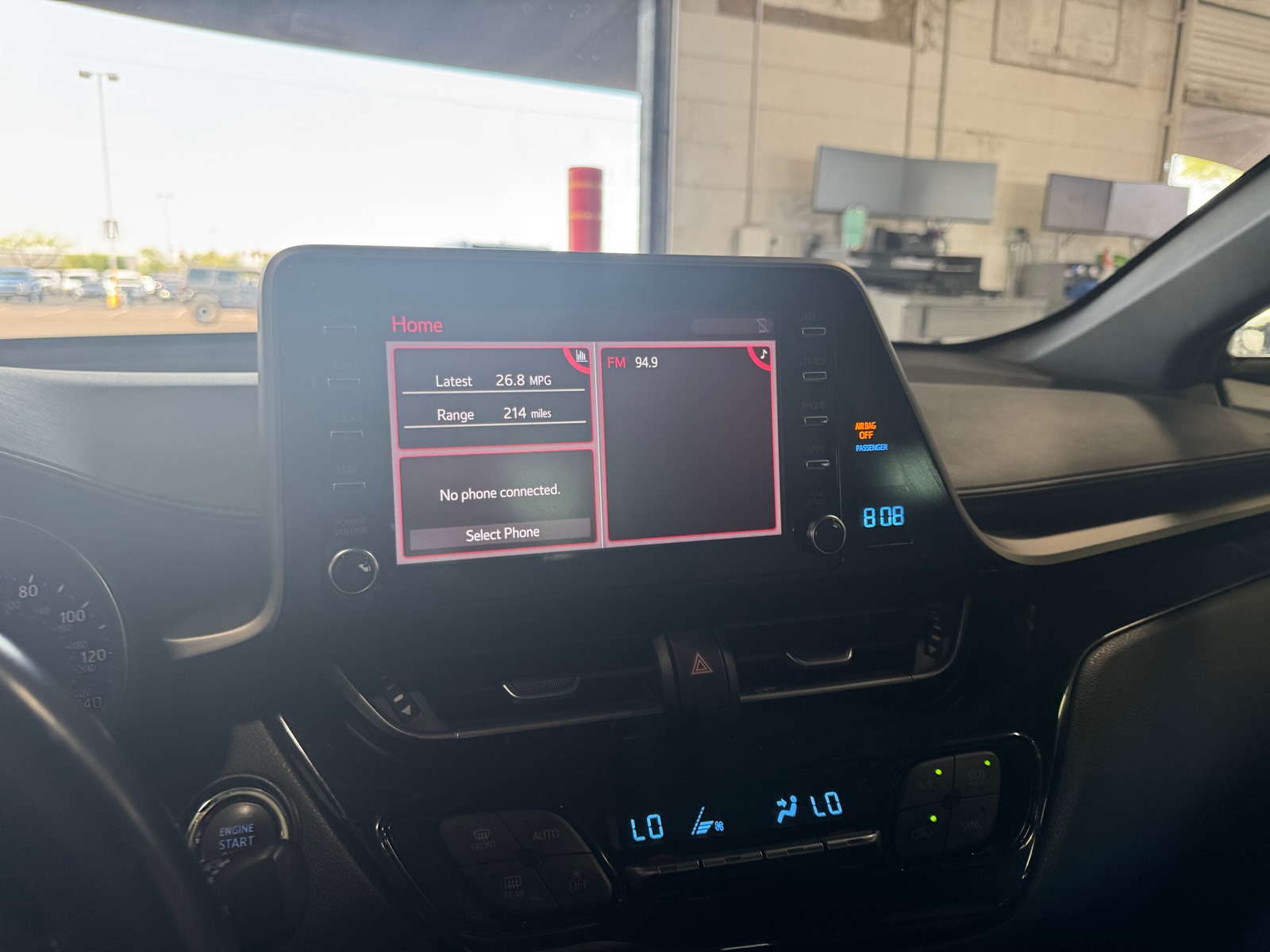 Thumbnail: 2019 Toyota C-HR - 4