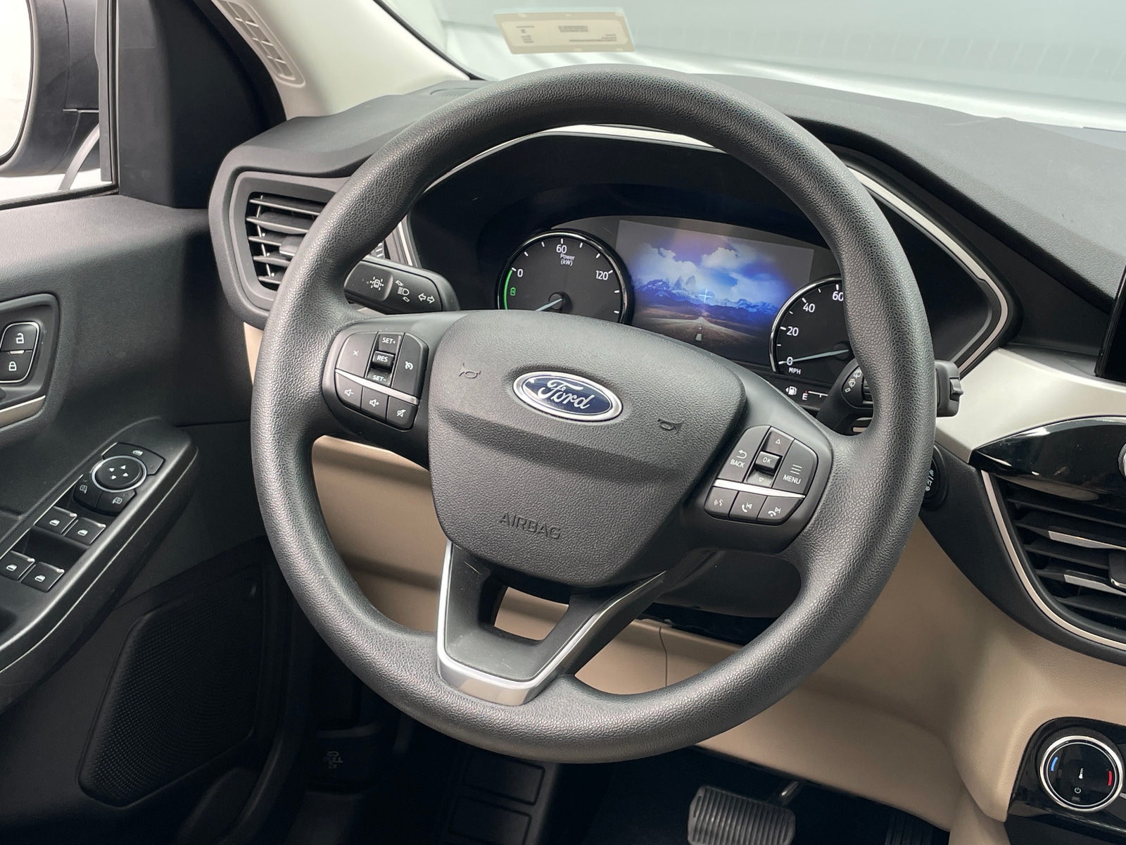Thumbnail: 2022 Ford Escape - 5