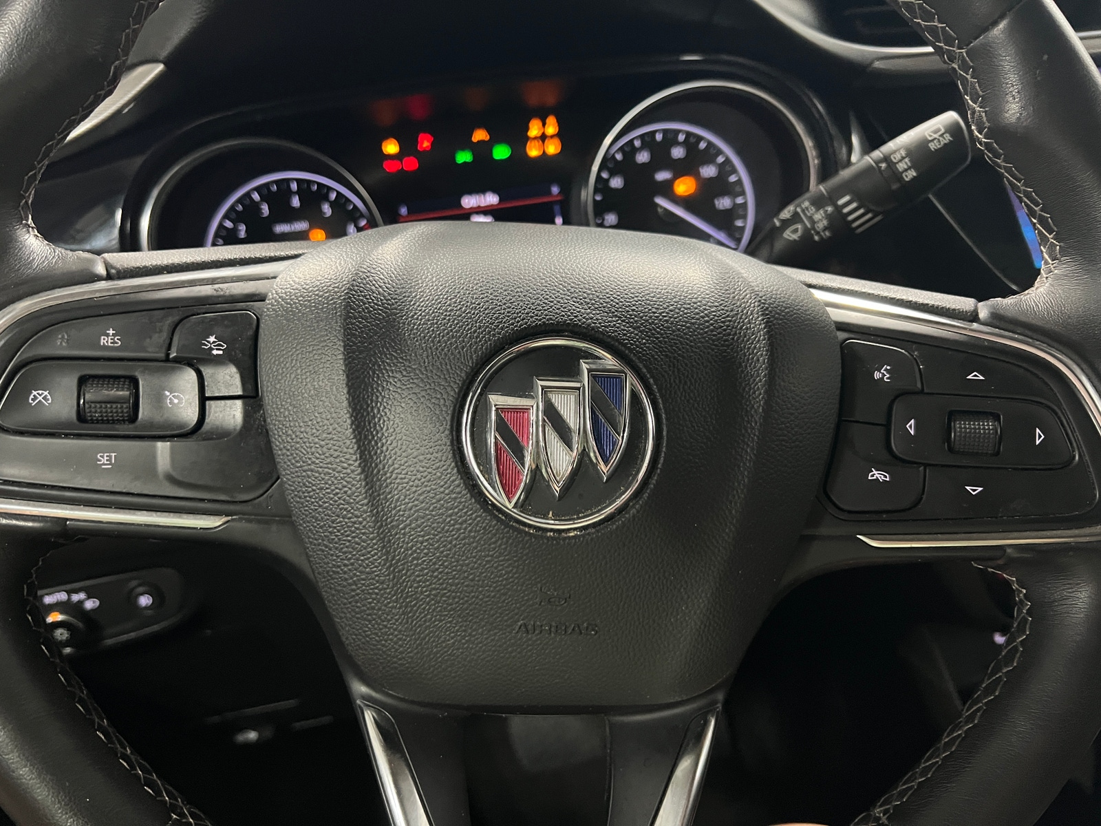 Thumbnail: 2020 Buick Encore GX - 4