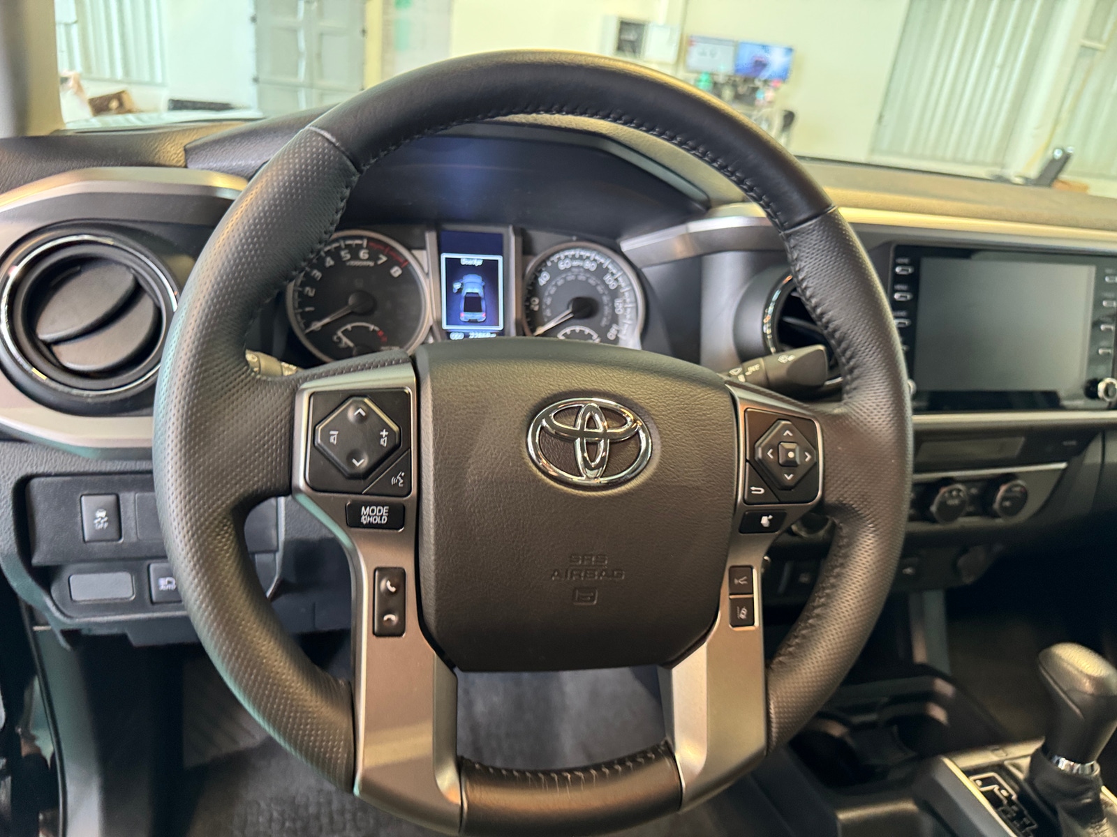 Thumbnail: 2022 Toyota Tacoma - 5