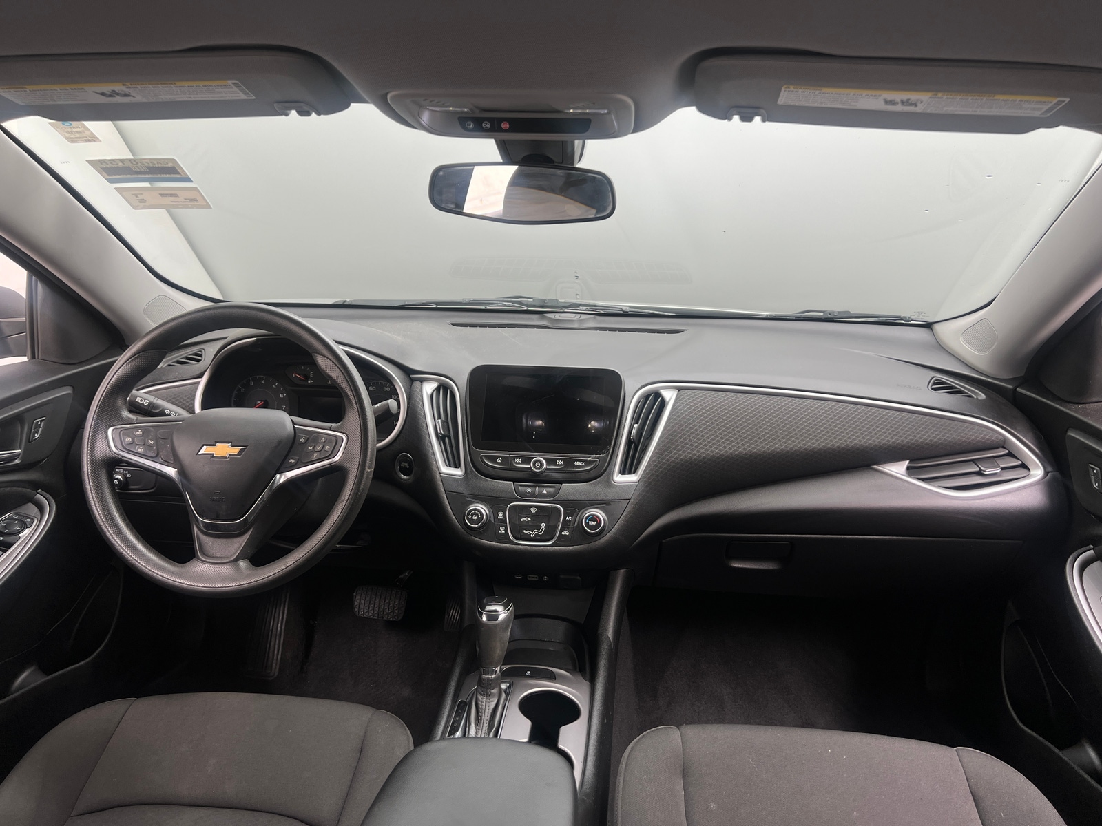 Thumbnail: 2020 Chevrolet Malibu - 3