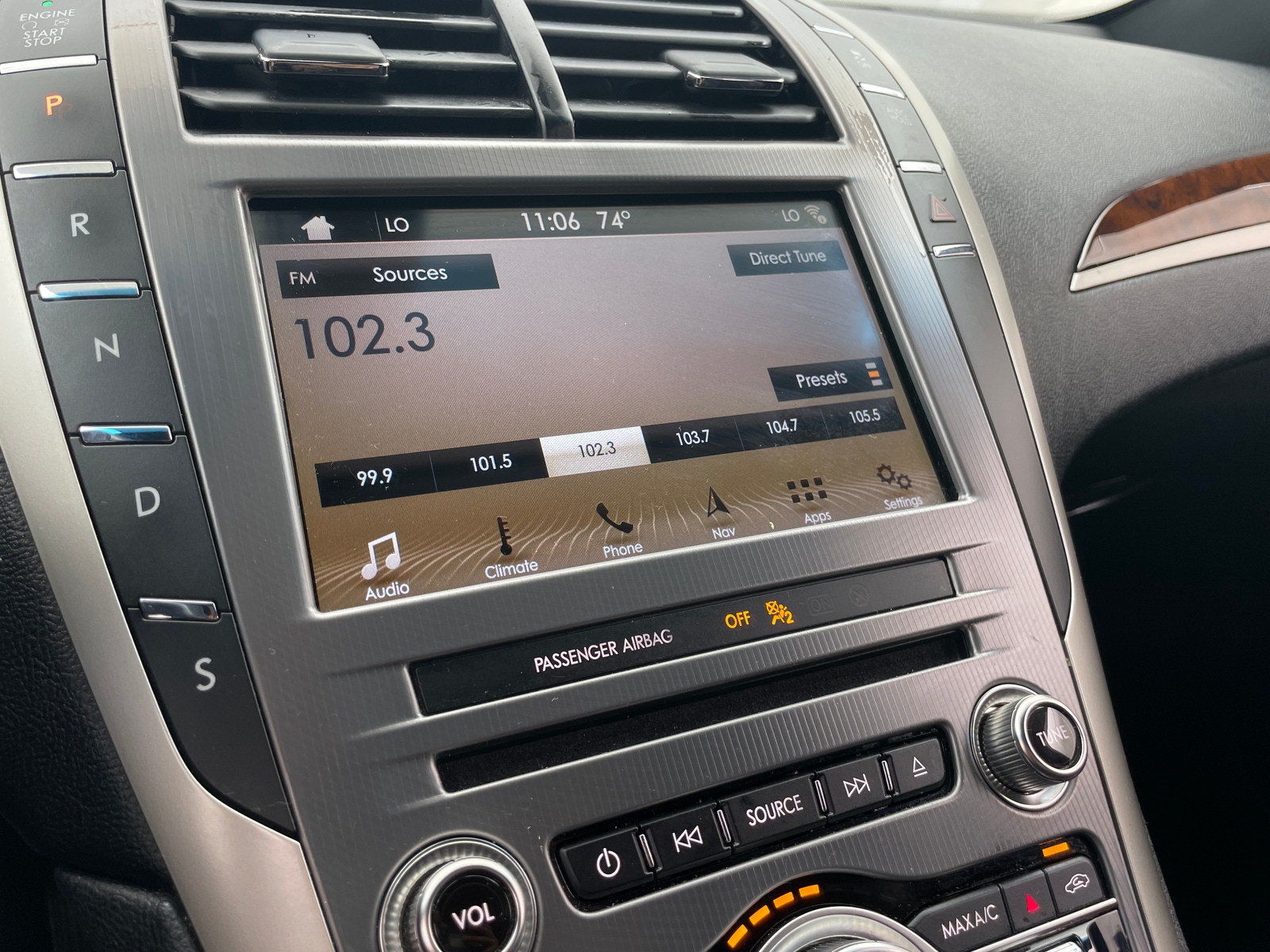 Thumbnail: 2018 Lincoln MKZ - 3