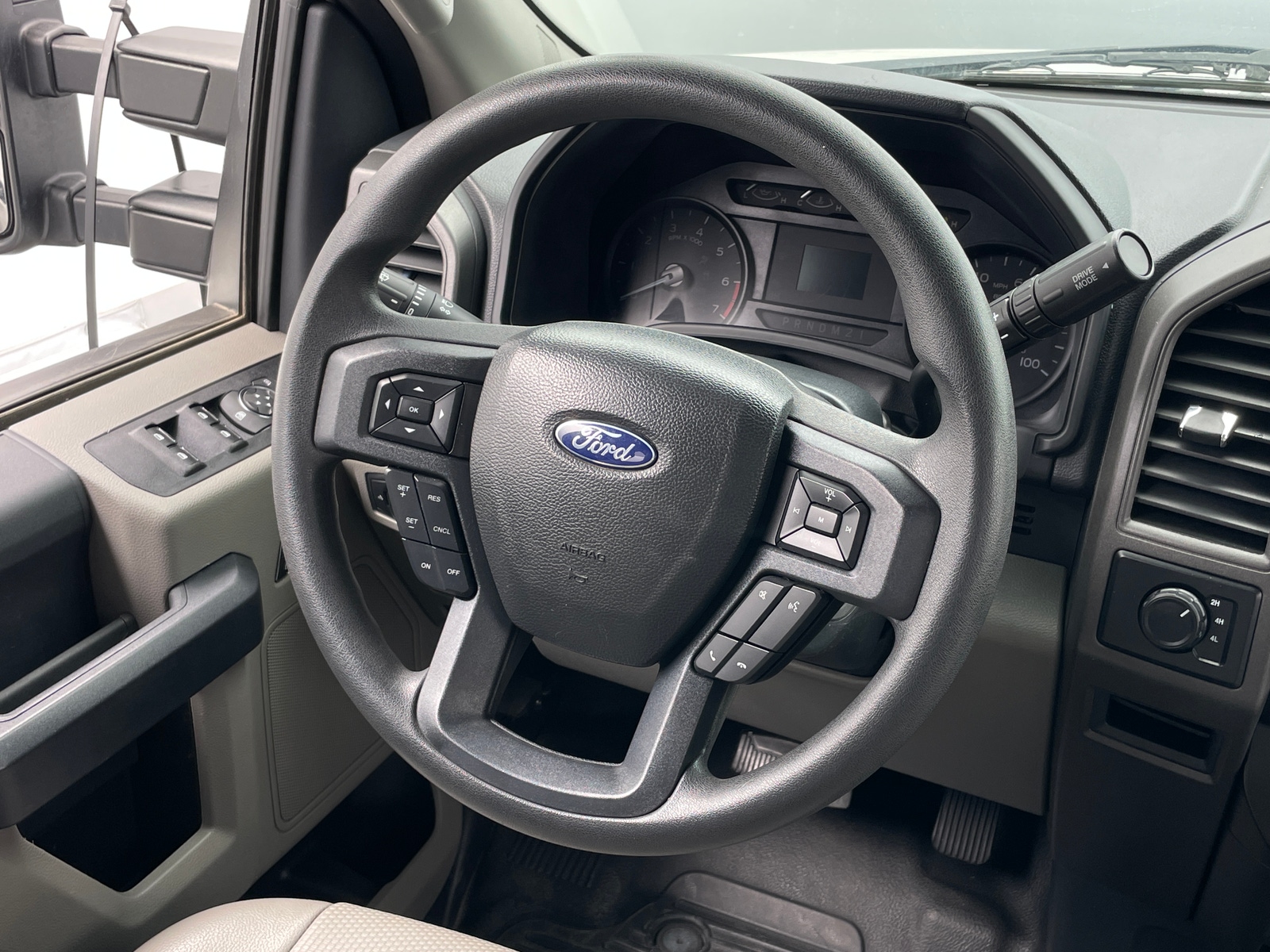 Thumbnail: 2022 Ford Econoline - 5