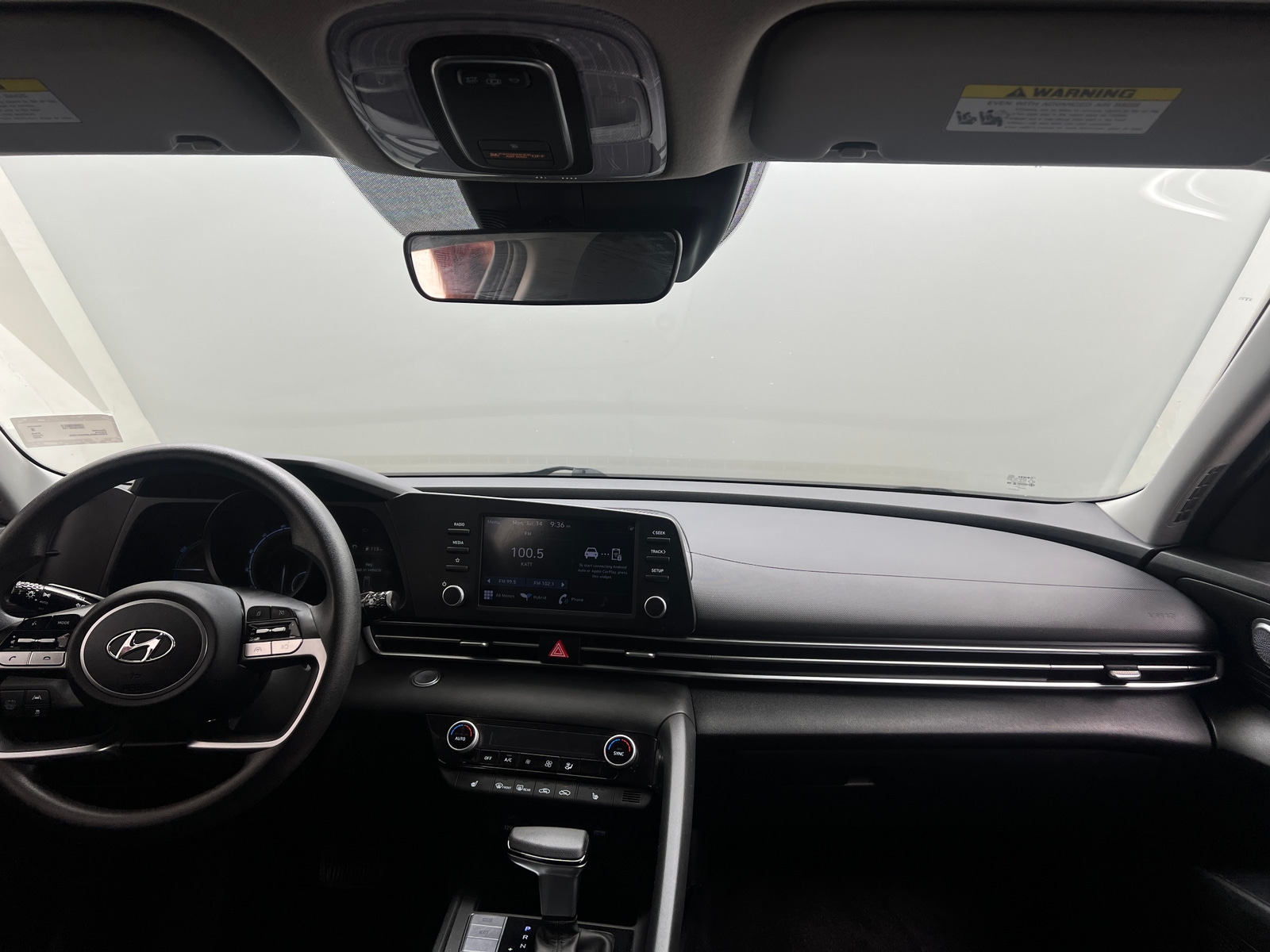 Thumbnail: 2022 Hyundai Elantra - 3