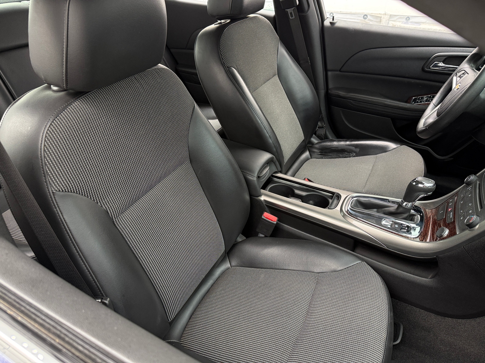 Thumbnail: 2013 Chevrolet Malibu - 2