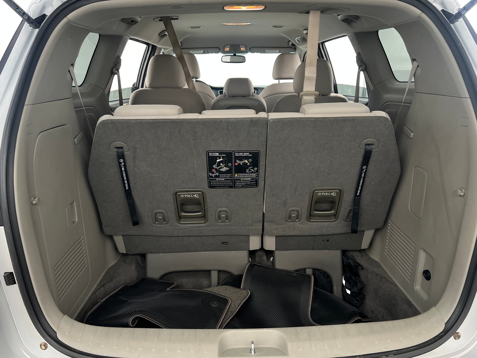 Thumbnail: 2016 Kia Sedona - 7