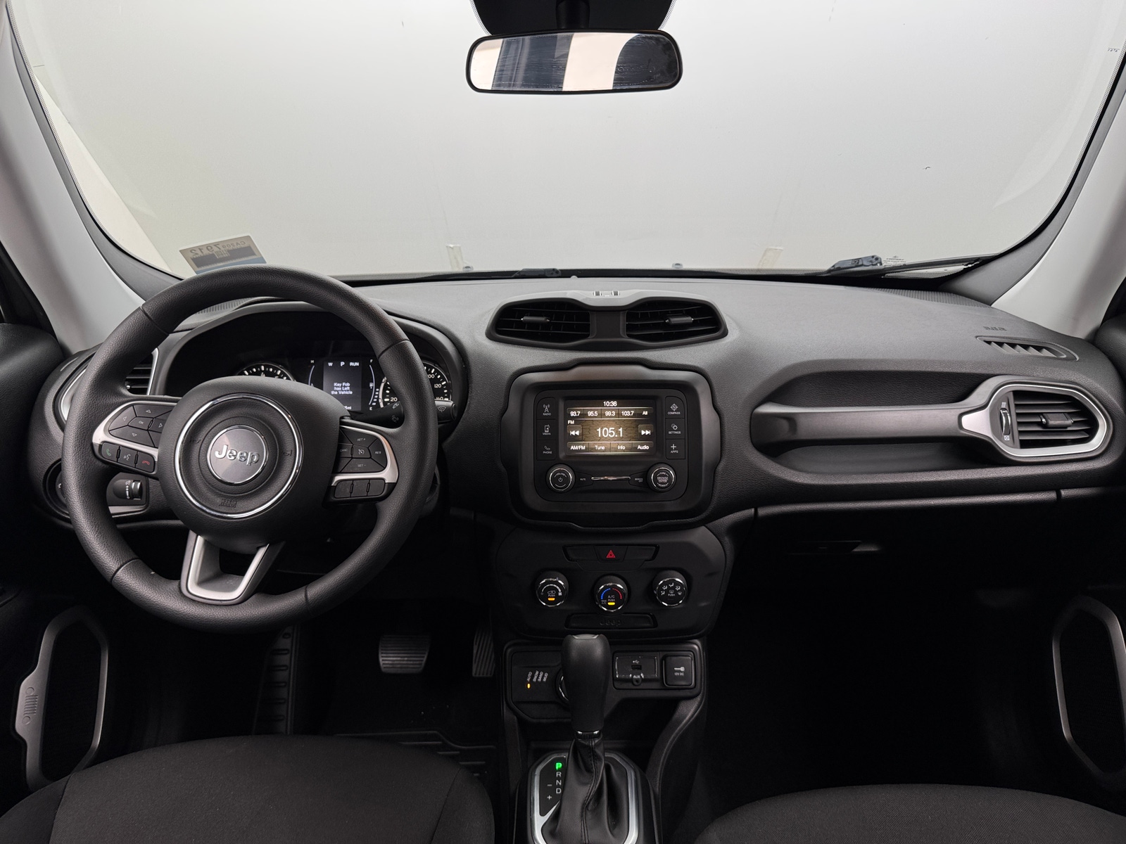 Thumbnail: 2018 Jeep Renegade - 3