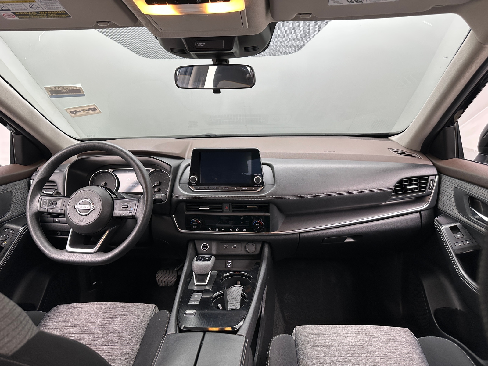 Thumbnail: 2023 Nissan Rogue - 3