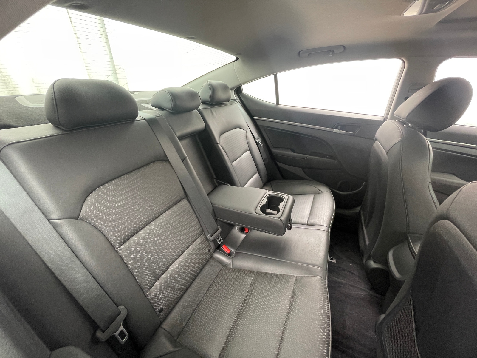 Thumbnail: 2017 Hyundai Elantra - 5
