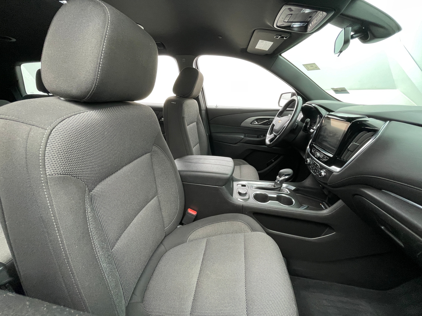 Thumbnail: 2022 Chevrolet Traverse - 2