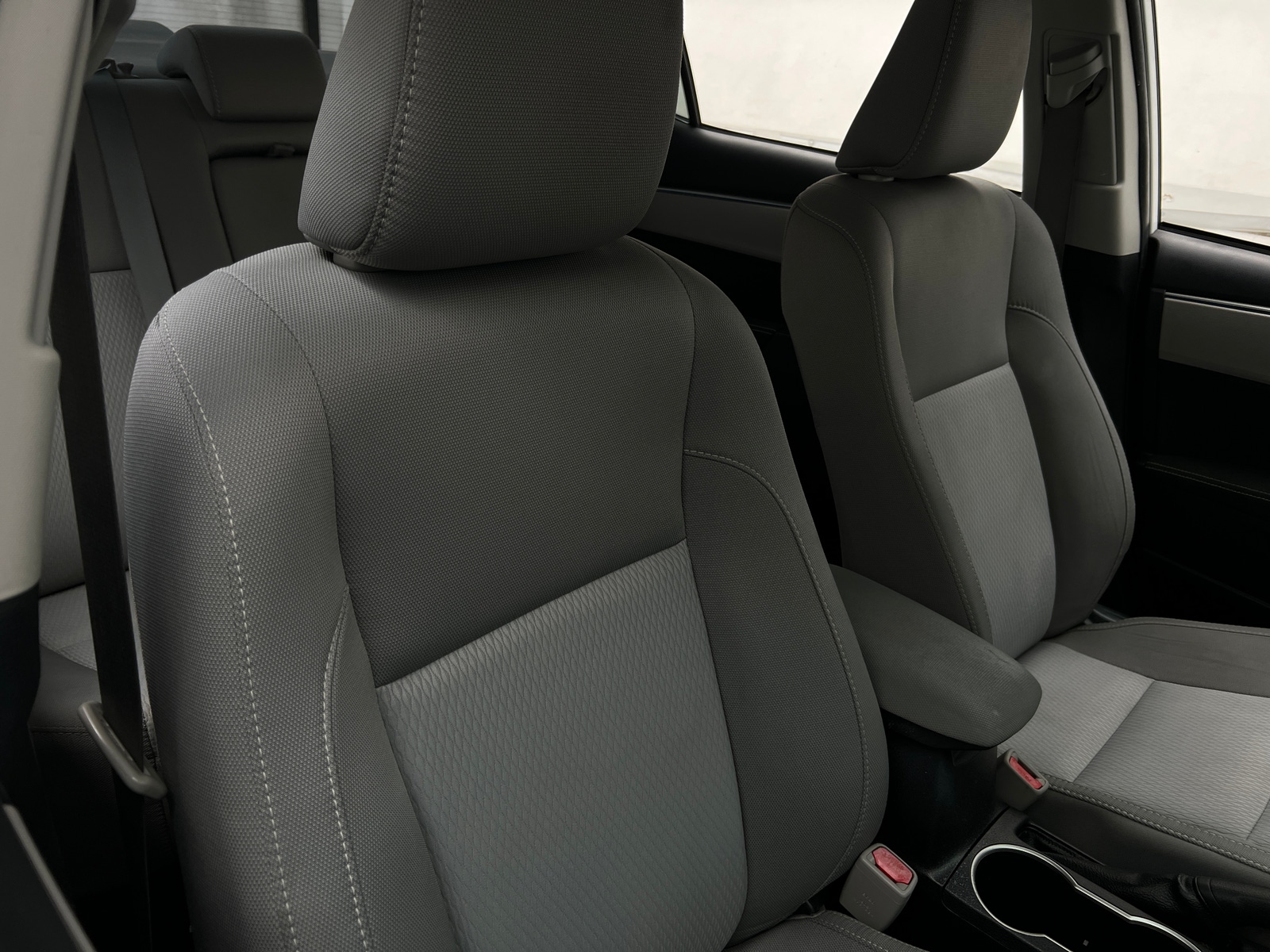 Thumbnail: 2016 Toyota Corolla - 2