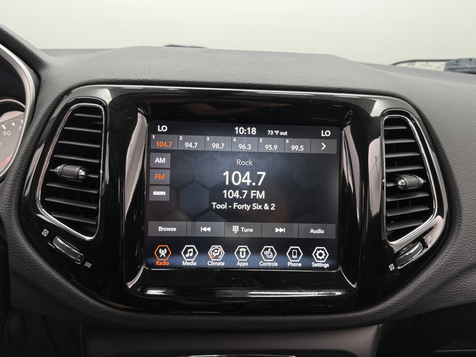 Thumbnail: 2020 Jeep Compass - 4