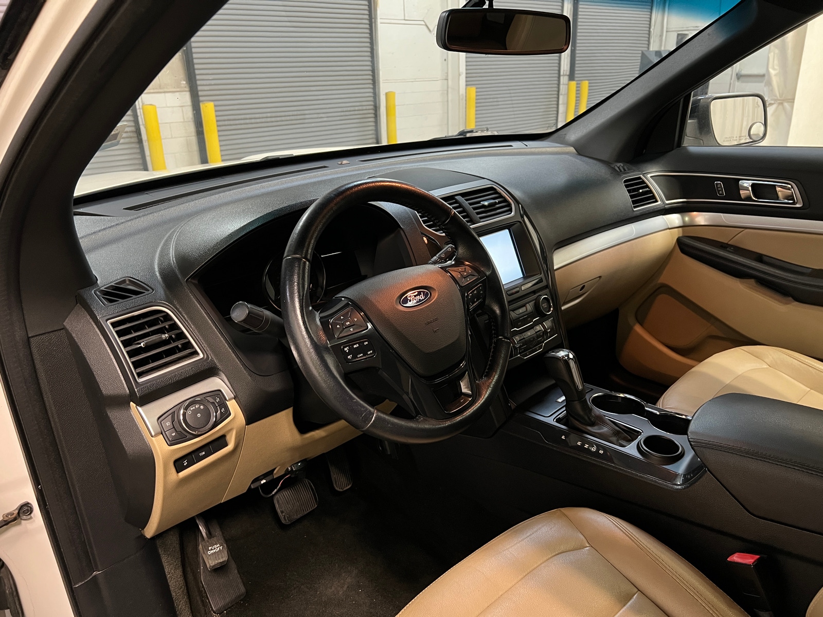 Thumbnail: 2016 Ford Explorer - 2