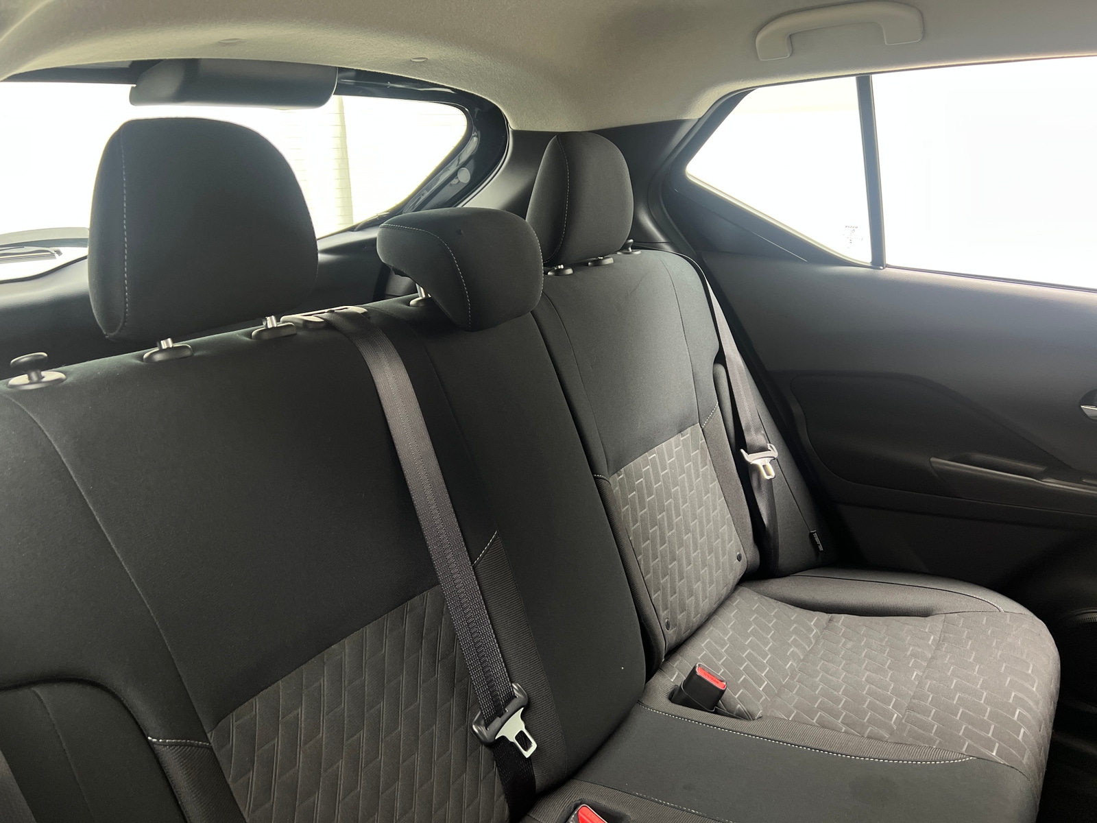 Thumbnail: 2024 Nissan Kicks - 6