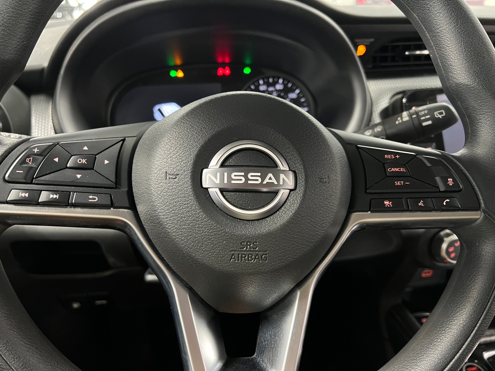 Thumbnail: 2024 Nissan Kicks - 5