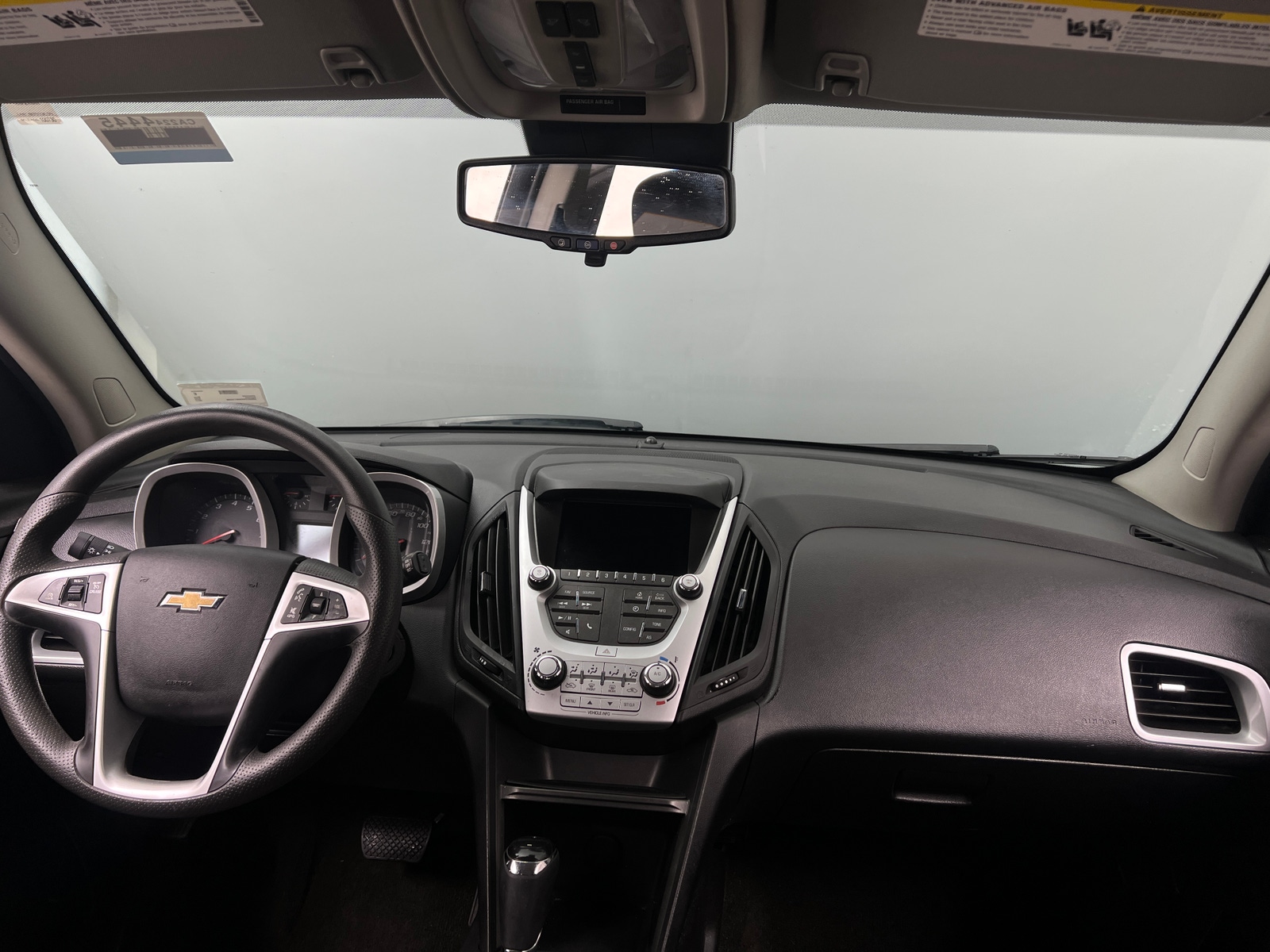 Thumbnail: 2017 Chevrolet Equinox - 3