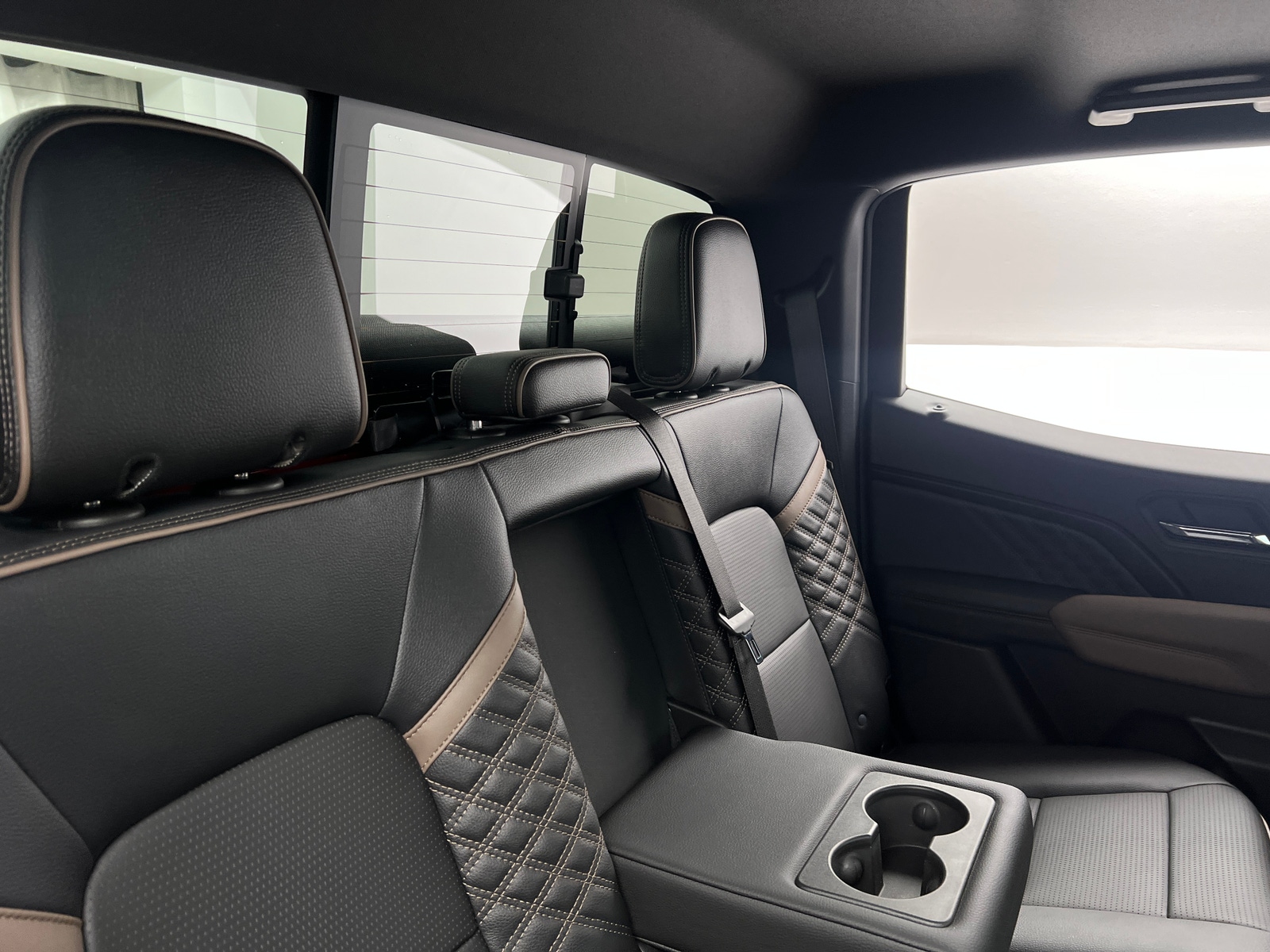 Thumbnail: 2024 GMC Canyon - 5