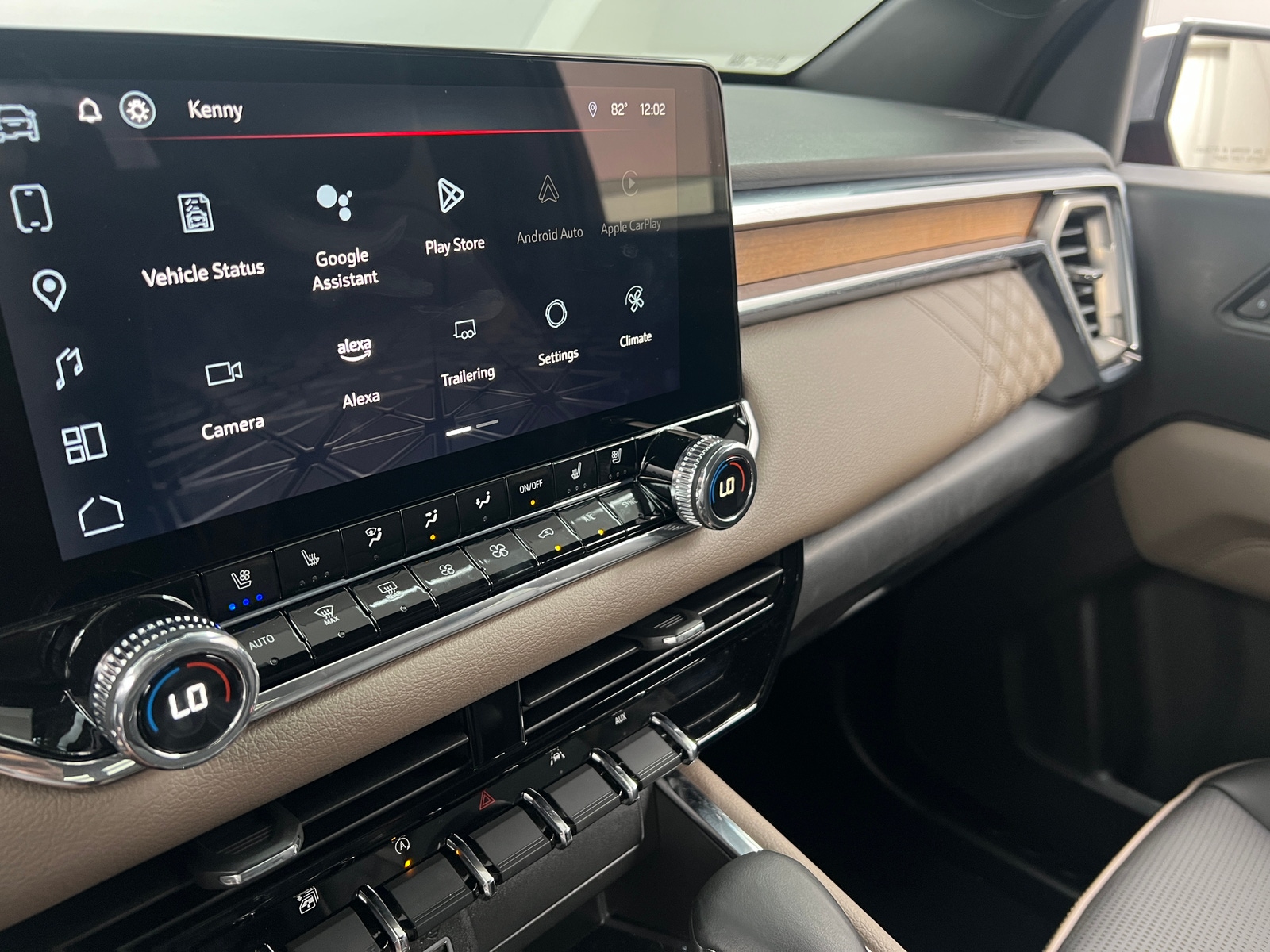 Thumbnail: 2024 GMC Canyon - 3