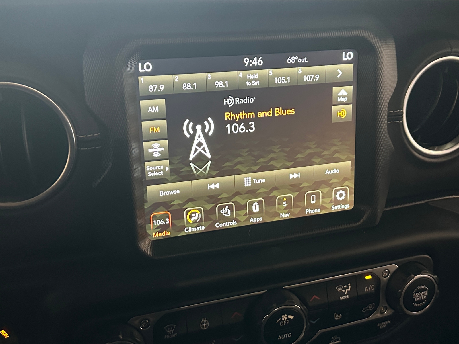Thumbnail: 2022 Jeep Wrangler - 4