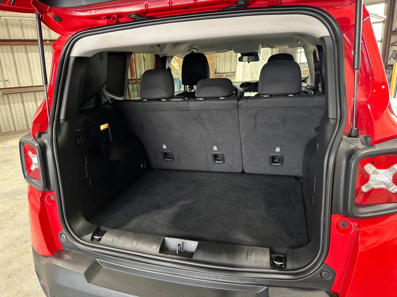 Thumbnail: 2023 Jeep Renegade - 7