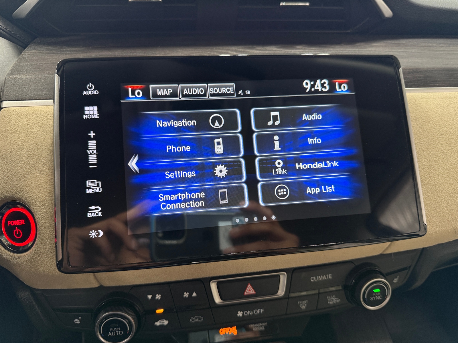 Thumbnail: 2018 Honda Clarity - 3