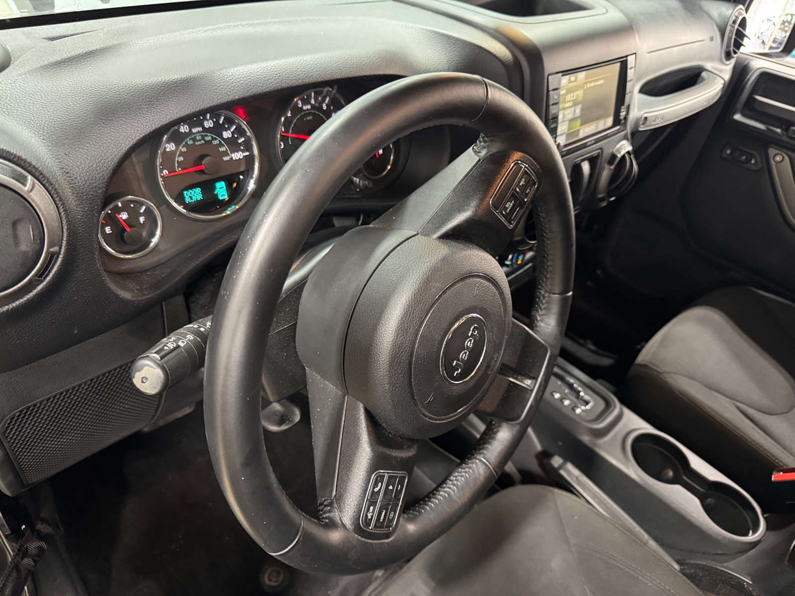 Thumbnail: 2016 Jeep Wrangler - 3