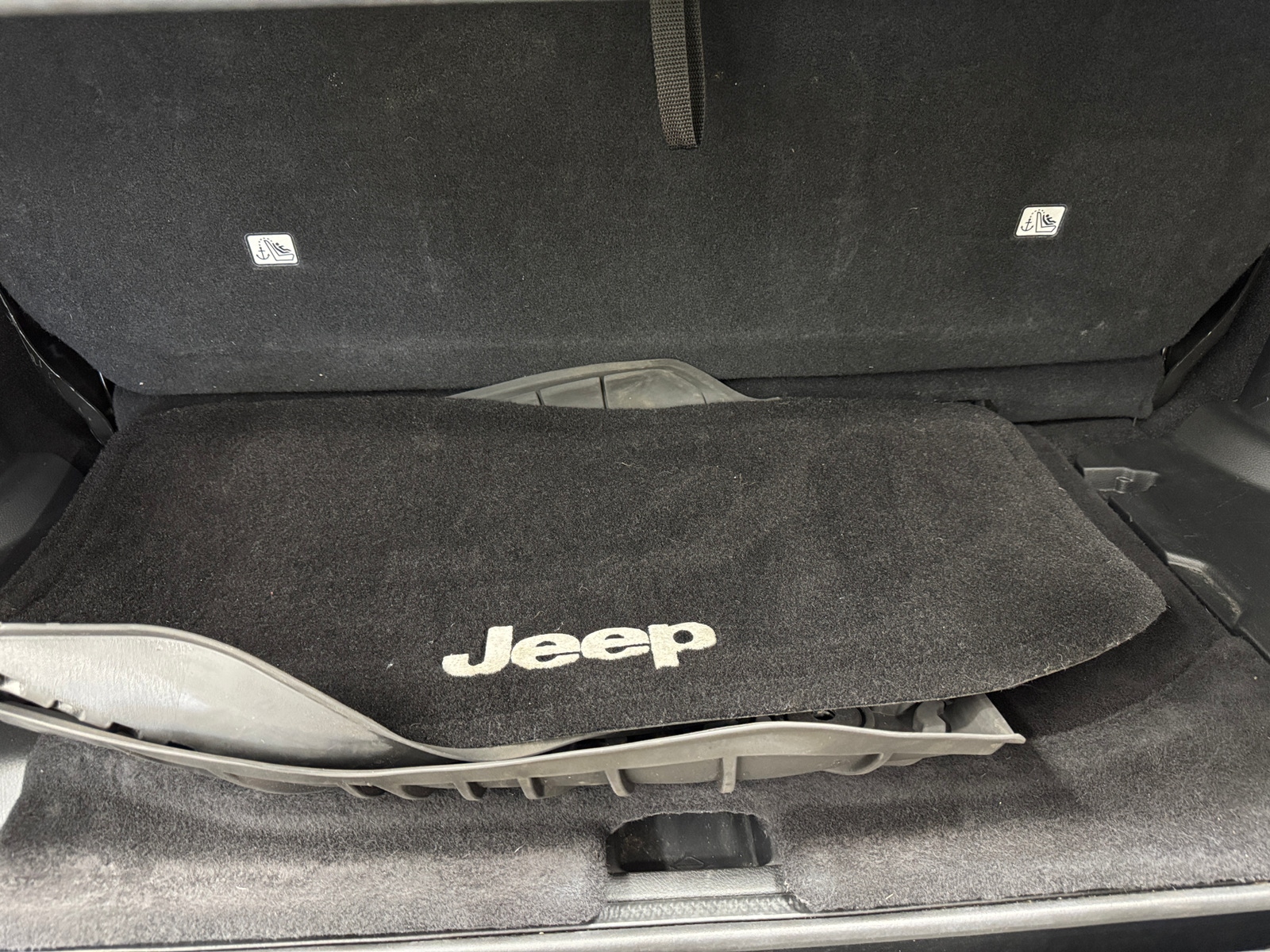 Thumbnail: 2016 Jeep Wrangler - 7