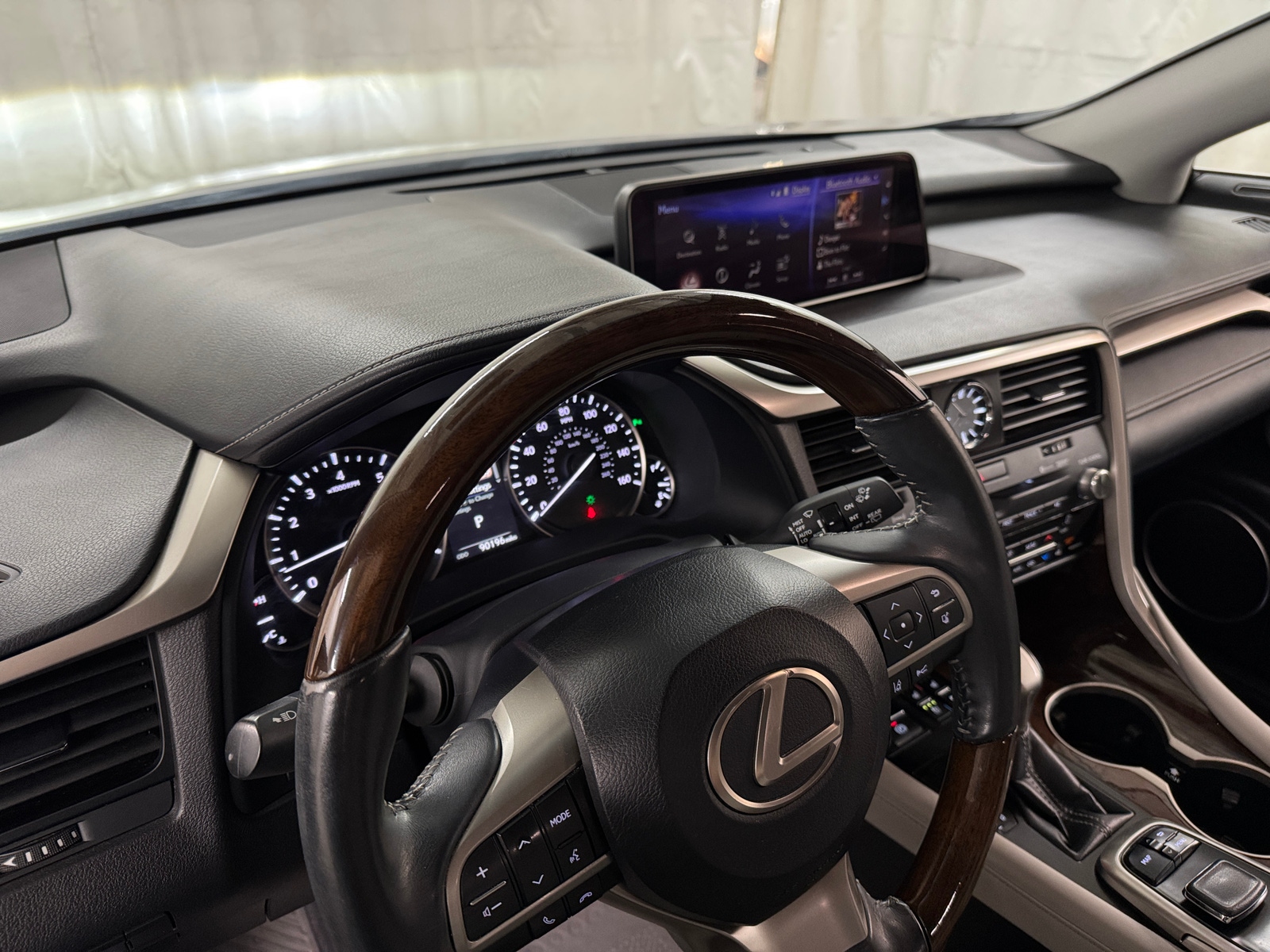 Thumbnail: 2017 Lexus RX - 2