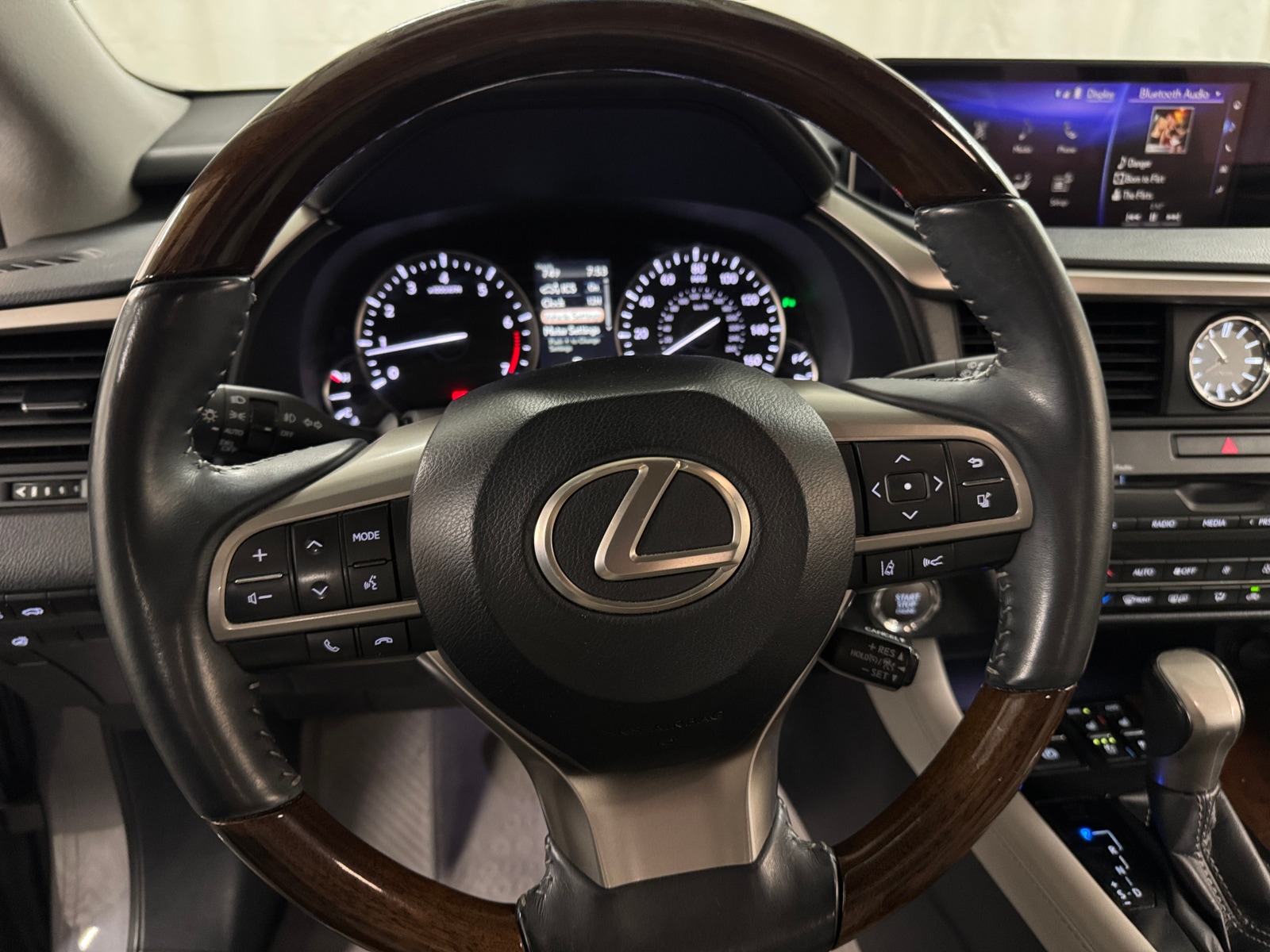 Thumbnail: 2017 Lexus RX - 4