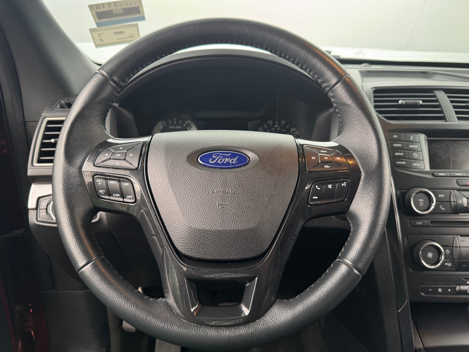 Thumbnail: 2017 Ford Explorer - 5
