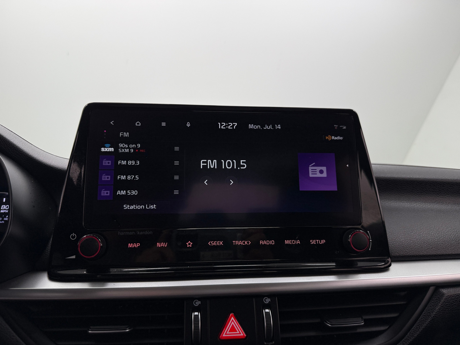 Thumbnail: 2023 Kia Forte - 4