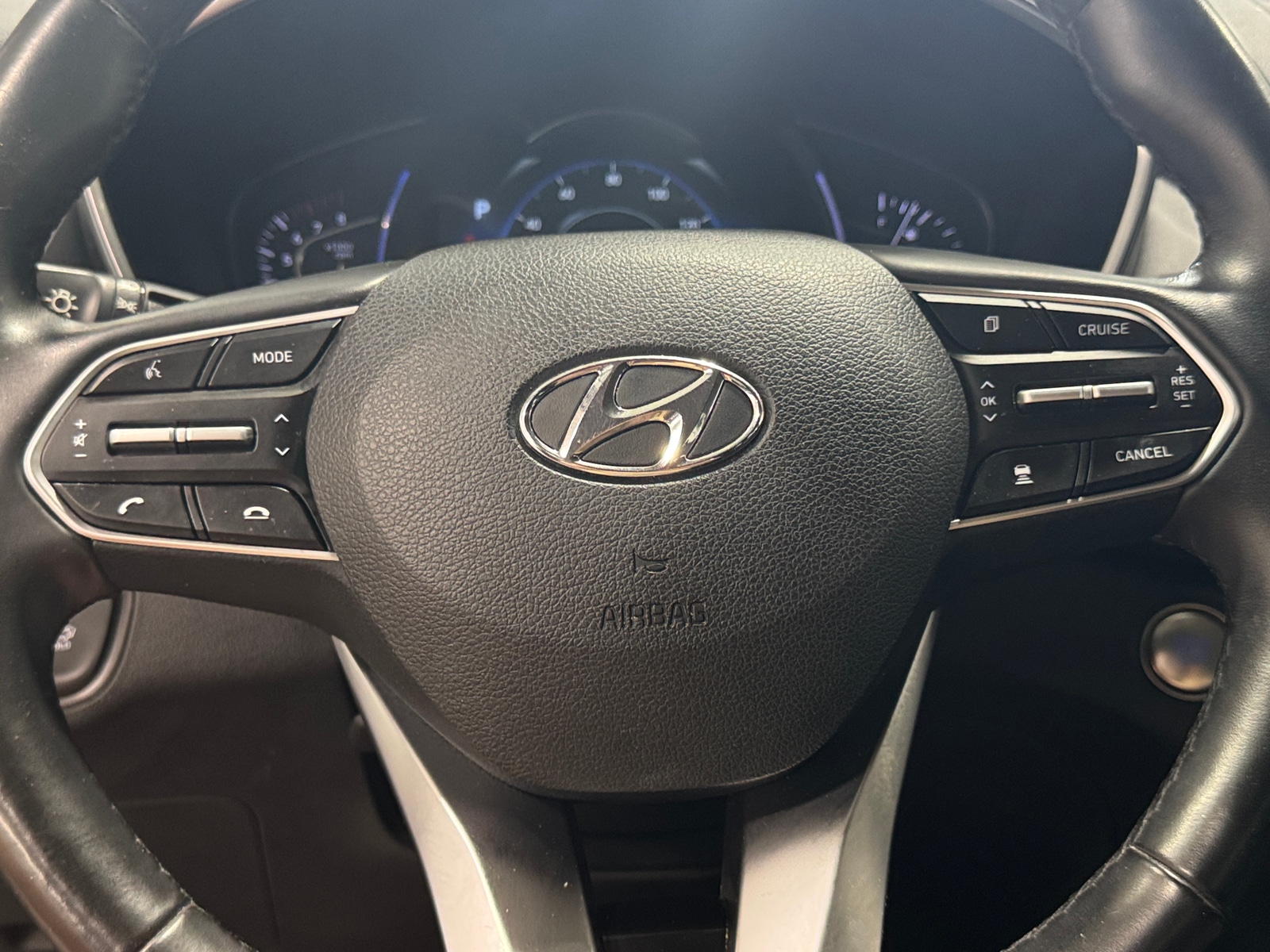 Thumbnail: 2020 Hyundai Santa Fe - 4
