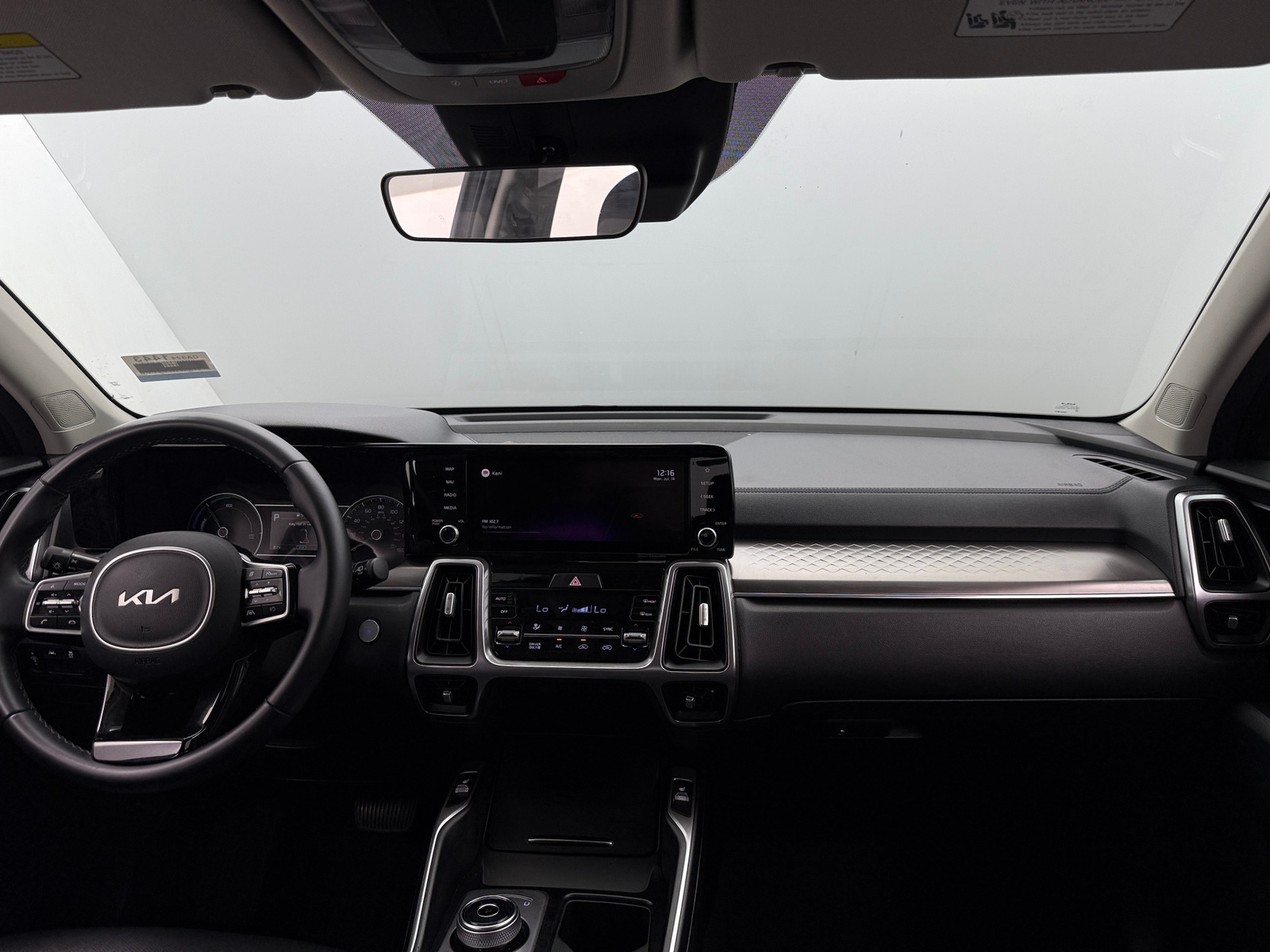 Thumbnail: 2022 Kia Sorento - 2