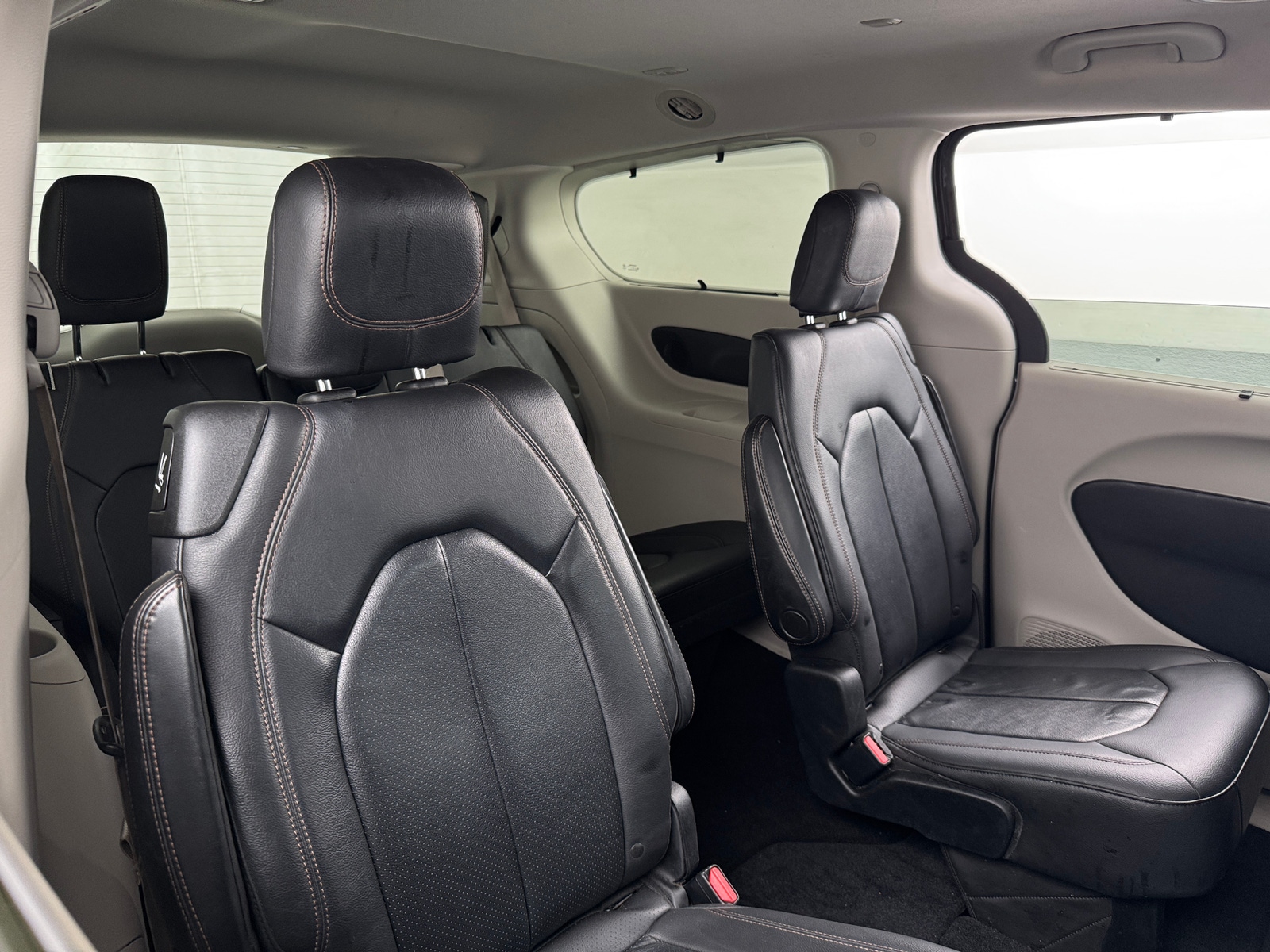 Thumbnail: 2020 Chrysler Pacifica - 5