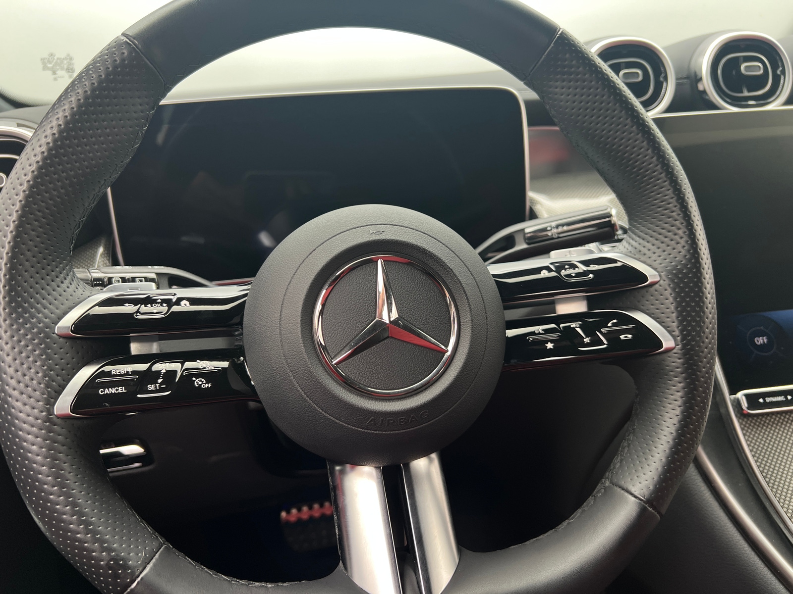 Thumbnail: 2024 Mercedes-Benz GLC - 4