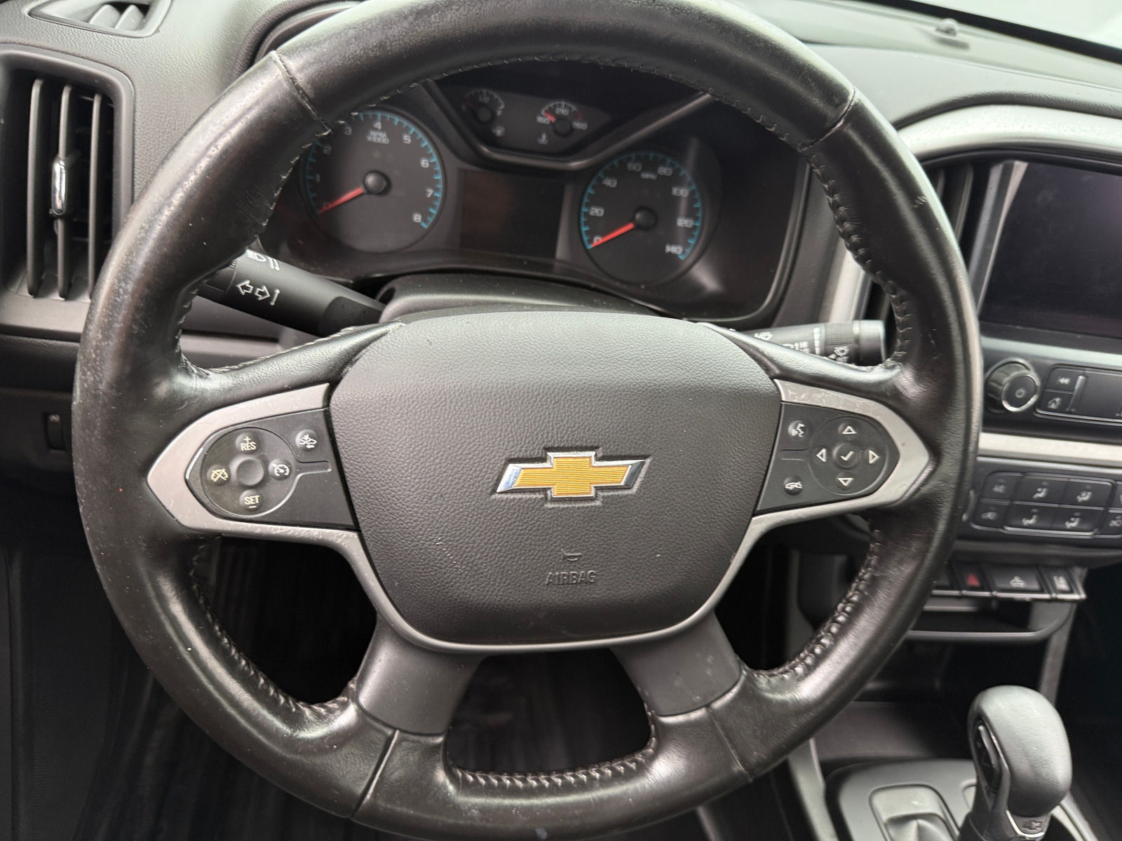 Thumbnail: 2022 Chevrolet Colorado - 5