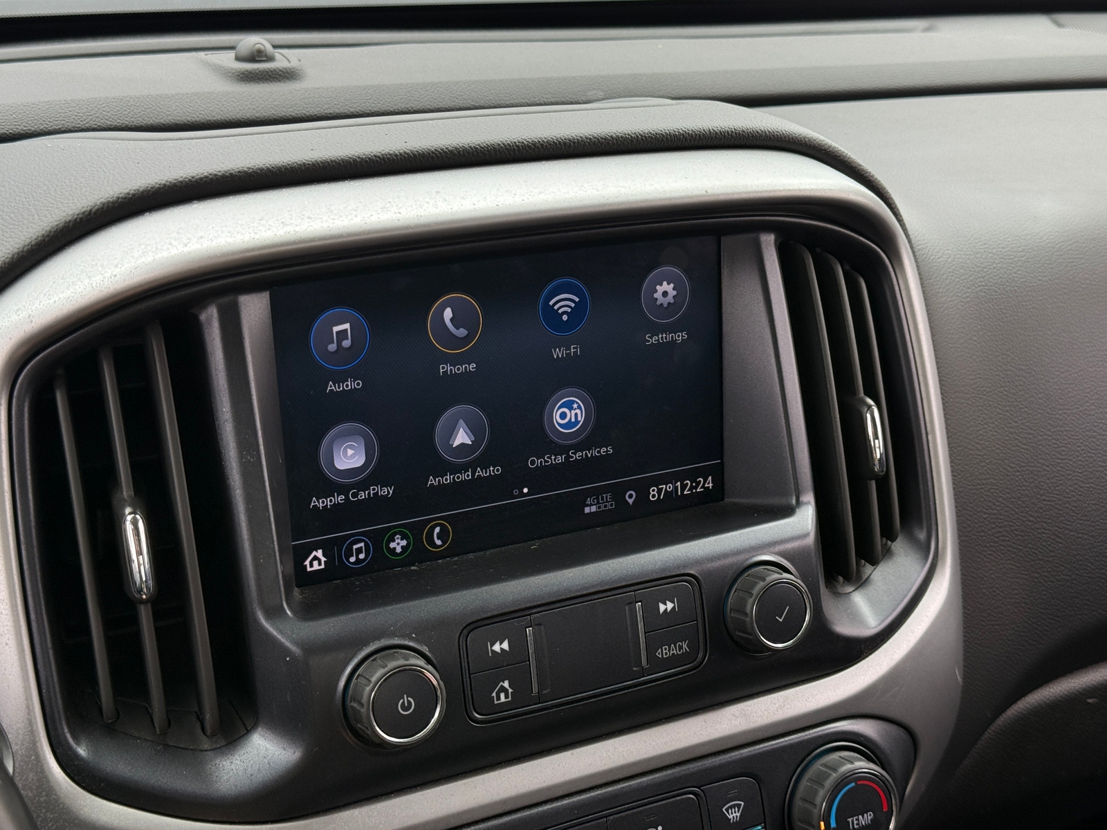 Thumbnail: 2022 Chevrolet Colorado - 4