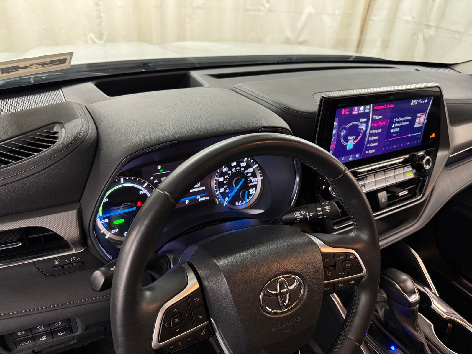Thumbnail: 2022 Toyota Highlander - 2