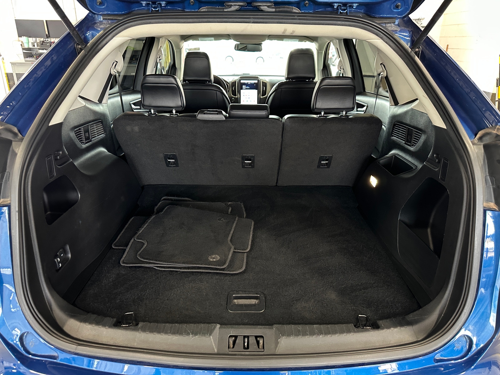 Thumbnail: 2024 Ford Edge - 6