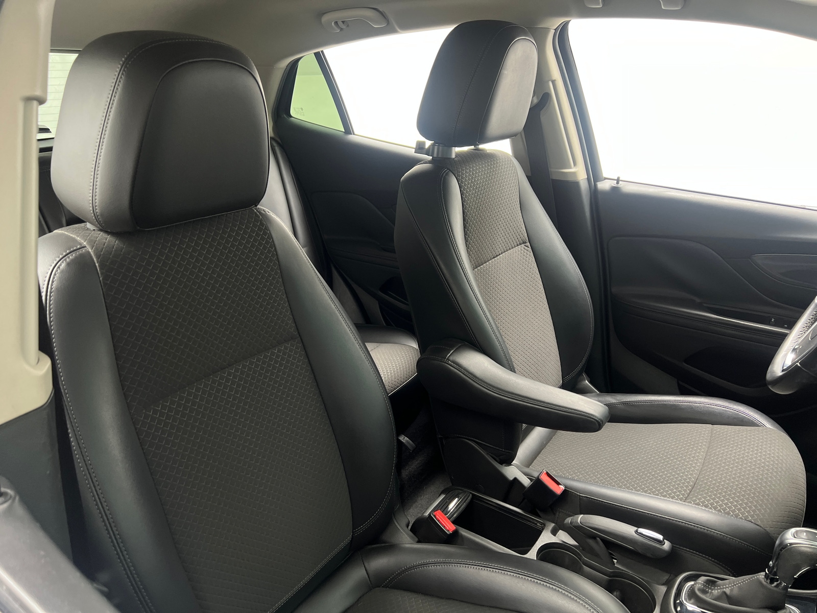 Thumbnail: 2018 Buick Encore - 2