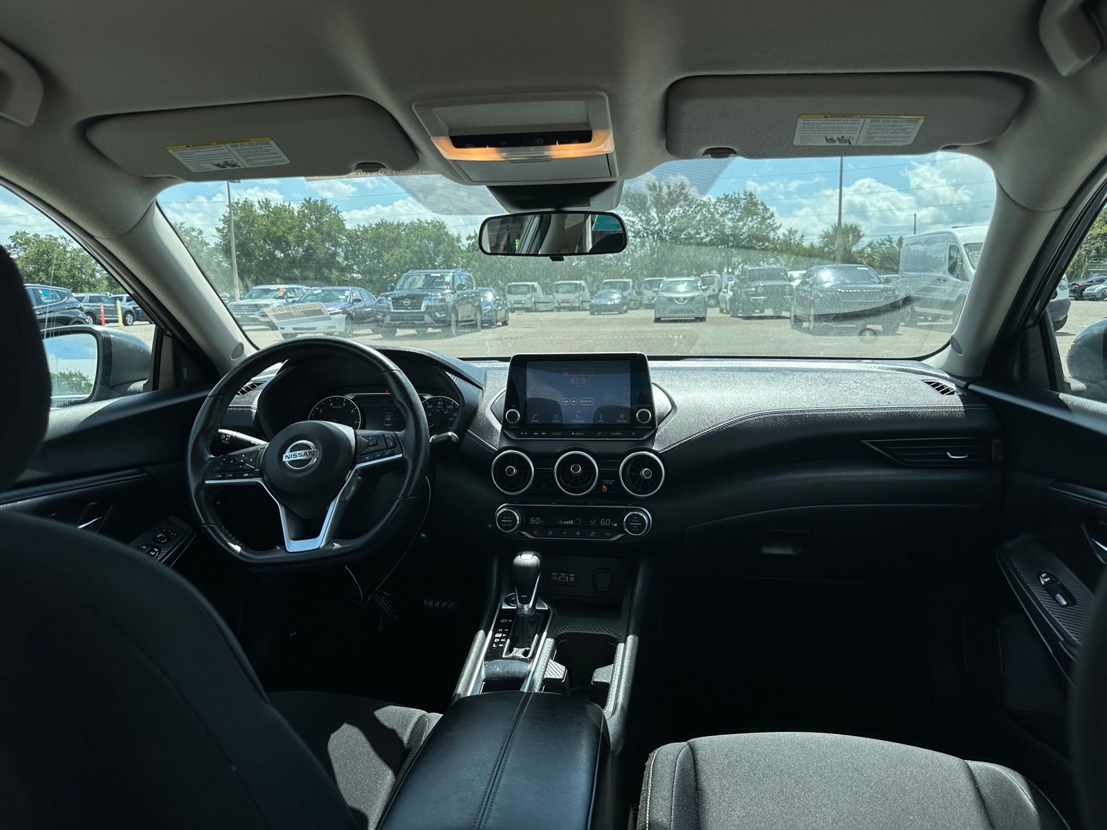 Thumbnail: 2021 Nissan Sentra - 3