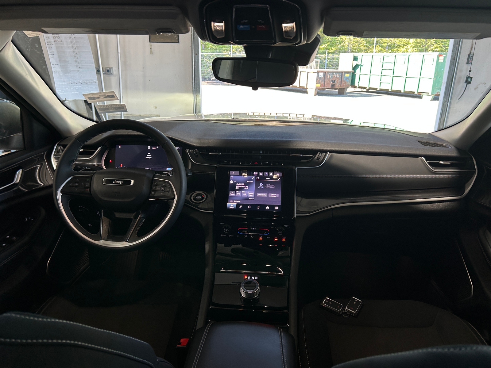 Thumbnail: 2022 Jeep Grand Cherokee L - 3