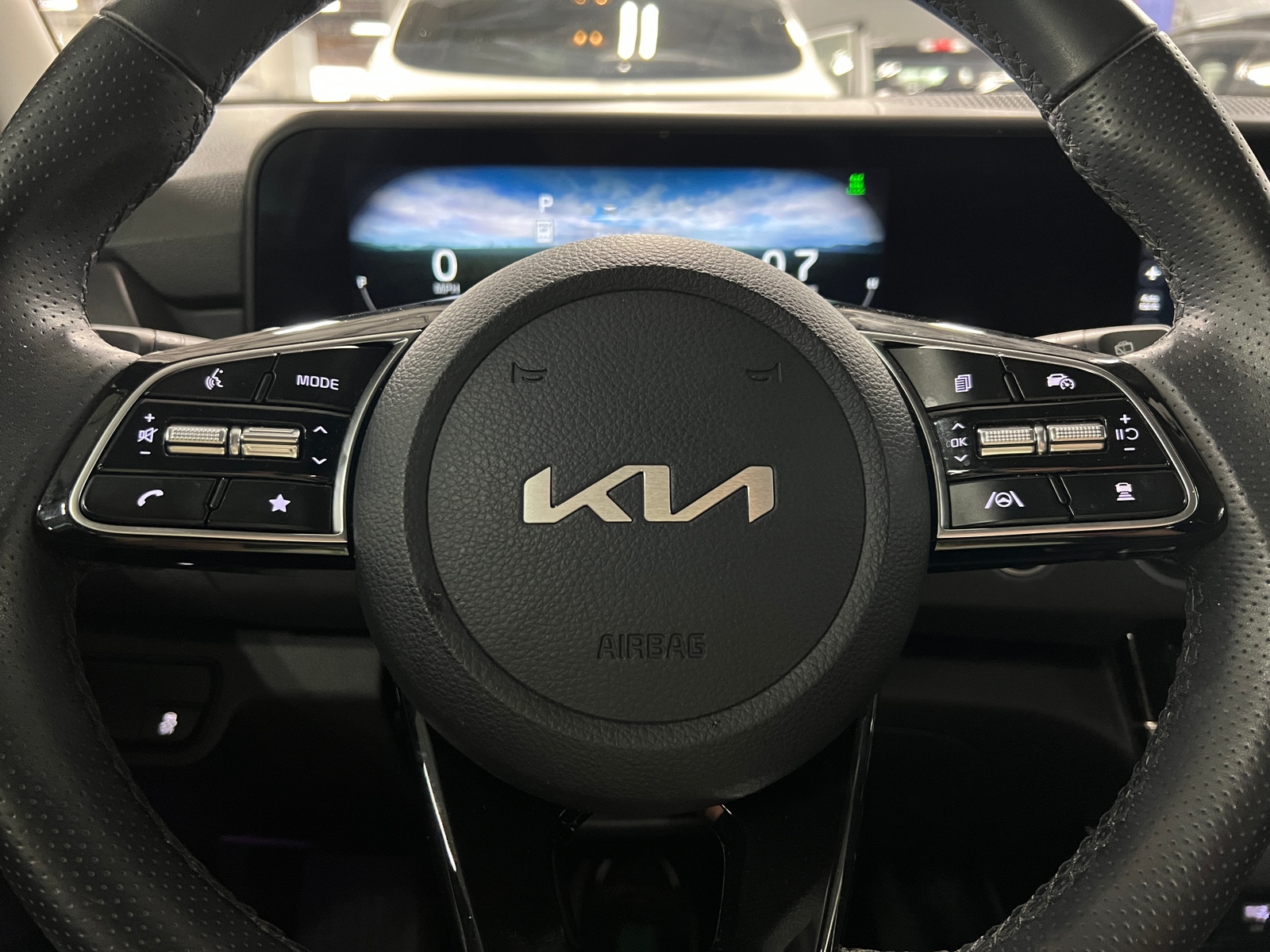 Thumbnail: 2024 Kia Seltos - 4