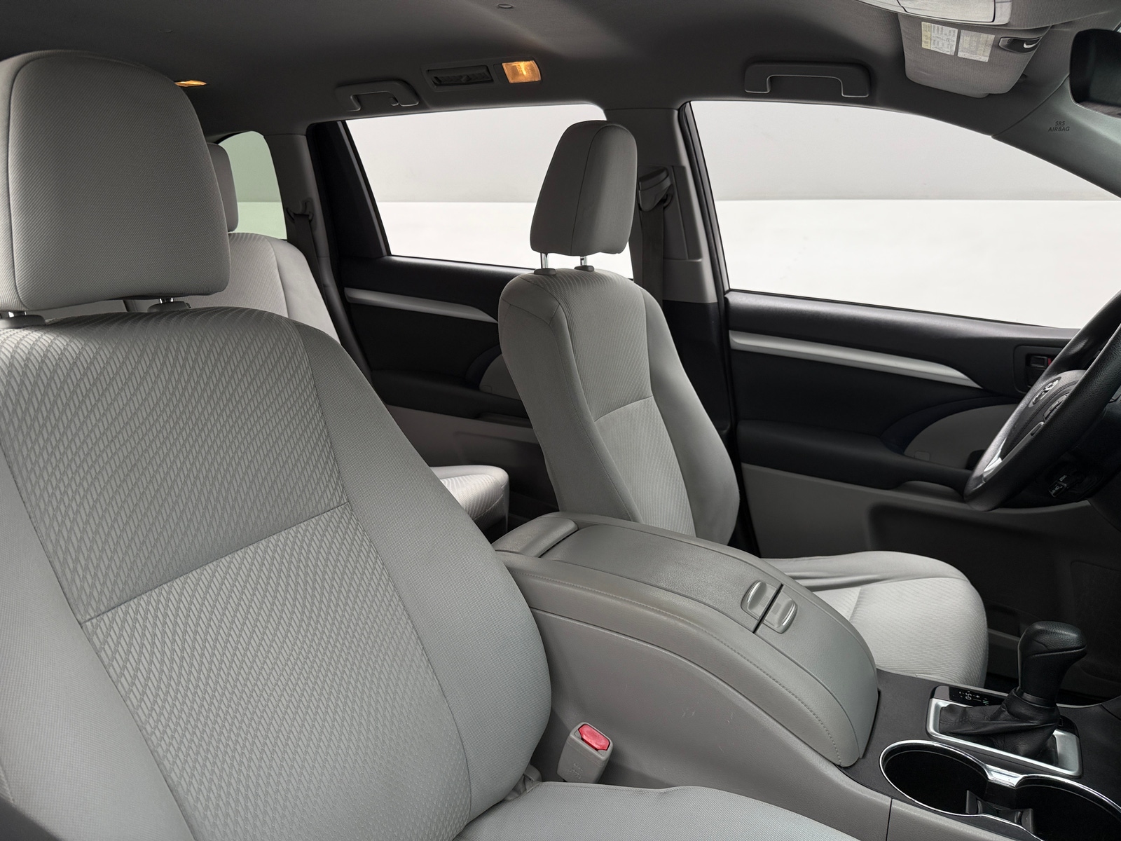 Thumbnail: 2017 Toyota Highlander - 2