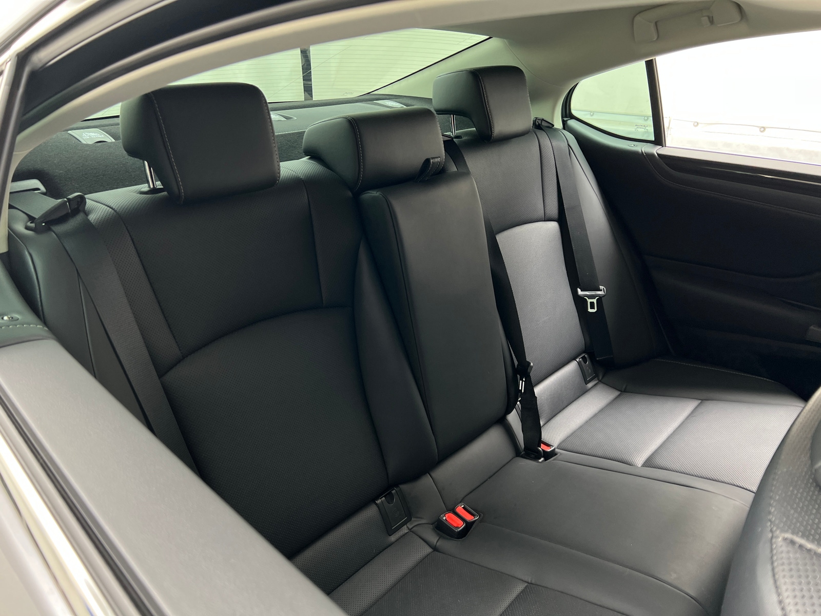 Thumbnail: 2021 Lexus ES - 5