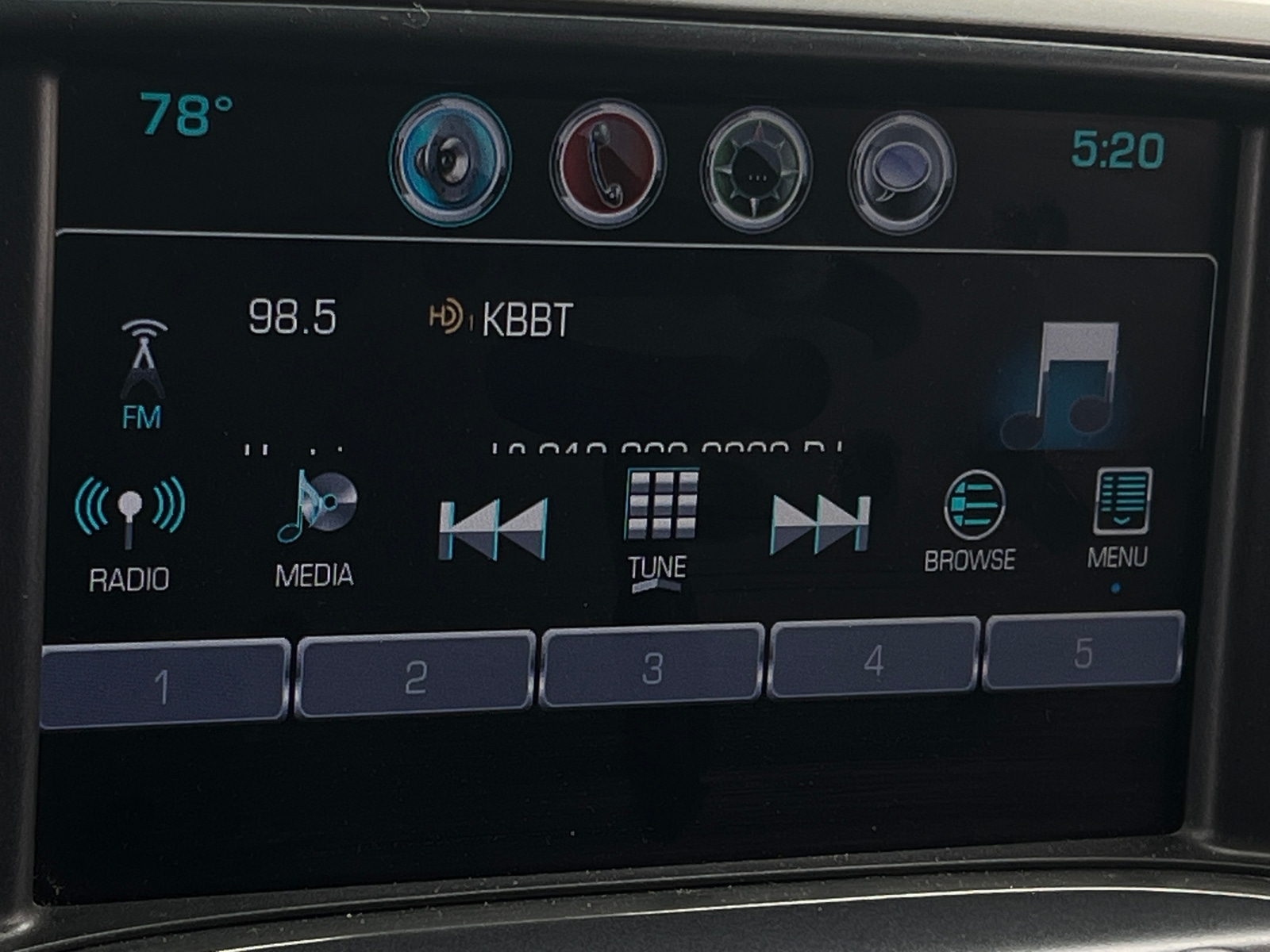 Thumbnail: 2018 Chevrolet Silverado 1500 - 4