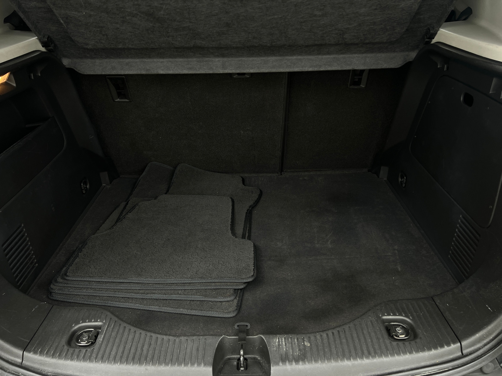 Thumbnail: 2016 Buick Encore - 6