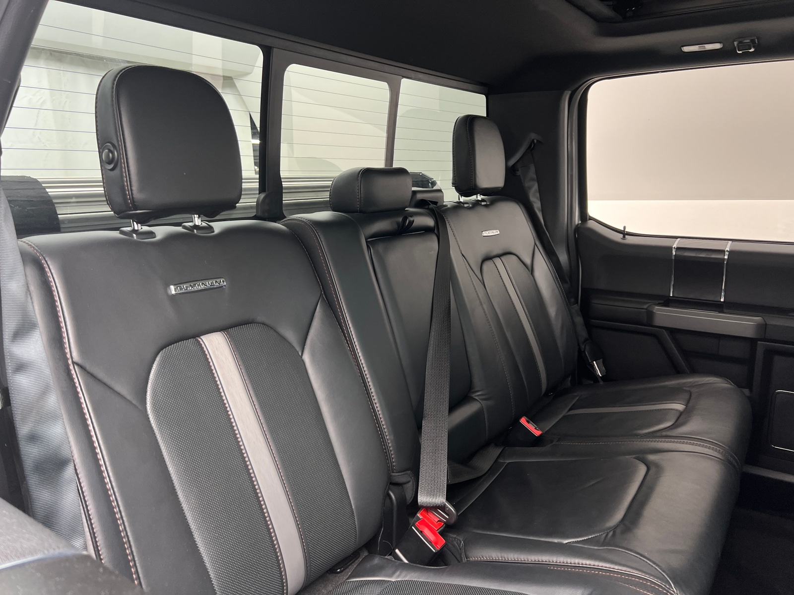 Thumbnail: 2019 Ford Econoline - 5